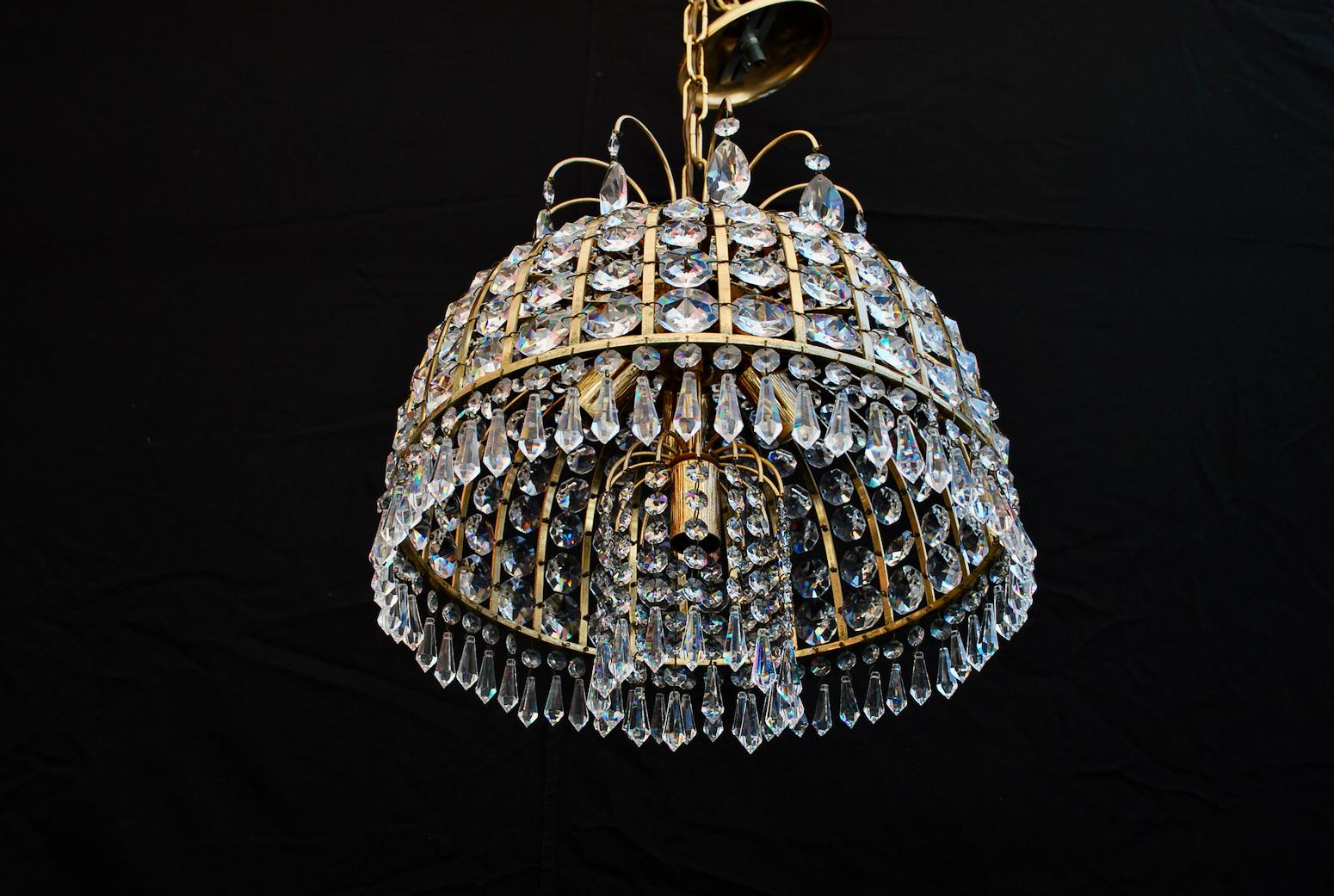American Beautiful 1970s Small Crystal Chandelier For Sale