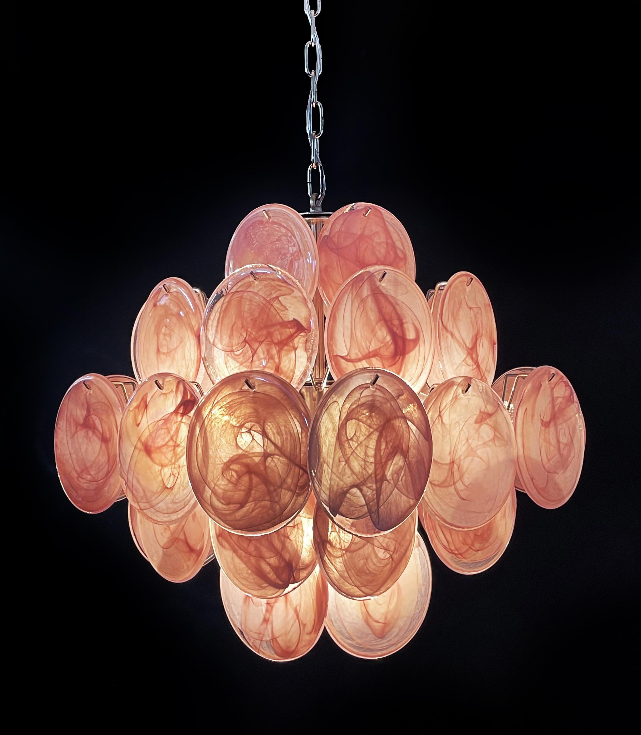 Beautiful 1970s Vintage Italian Murano Chandelier, Vistosi Style For Sale 5