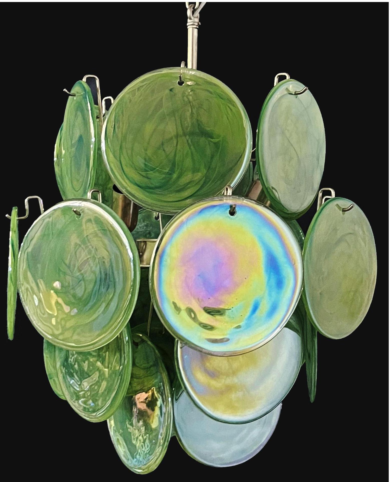 Bellissimi lampadari italiani vintage di Murano degli anni '70 - 24 dischi verdi in vendita 3
