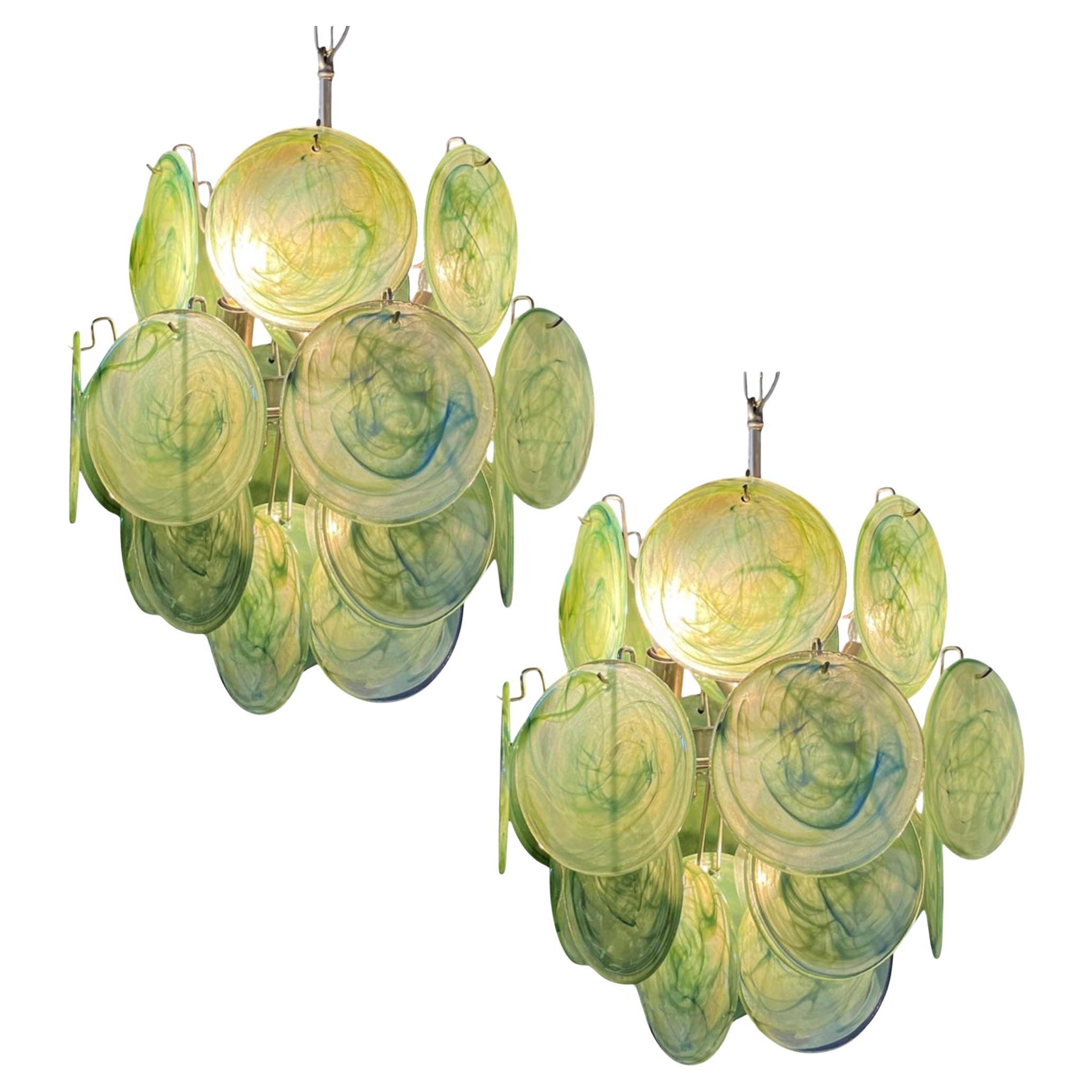 Bellissimi lampadari italiani vintage di Murano degli anni '70 - 24 dischi verdi