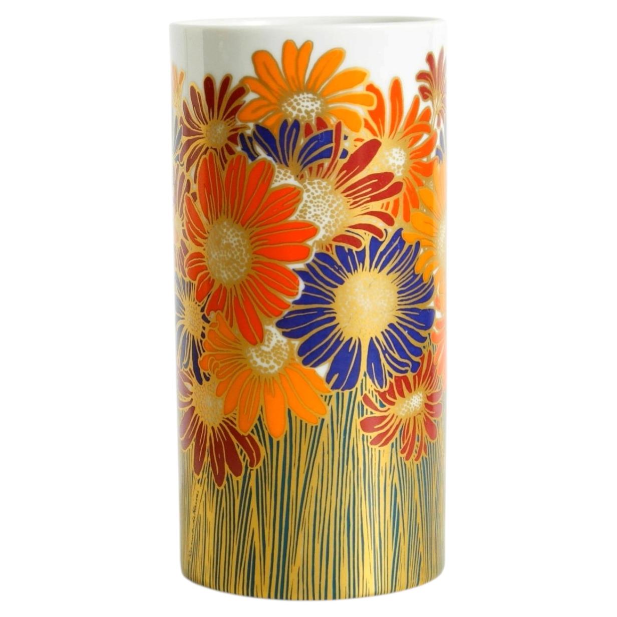 Beautiful 1980s porcelain vase by Rosamonde Nairac for Rosenthal Studio-Linie