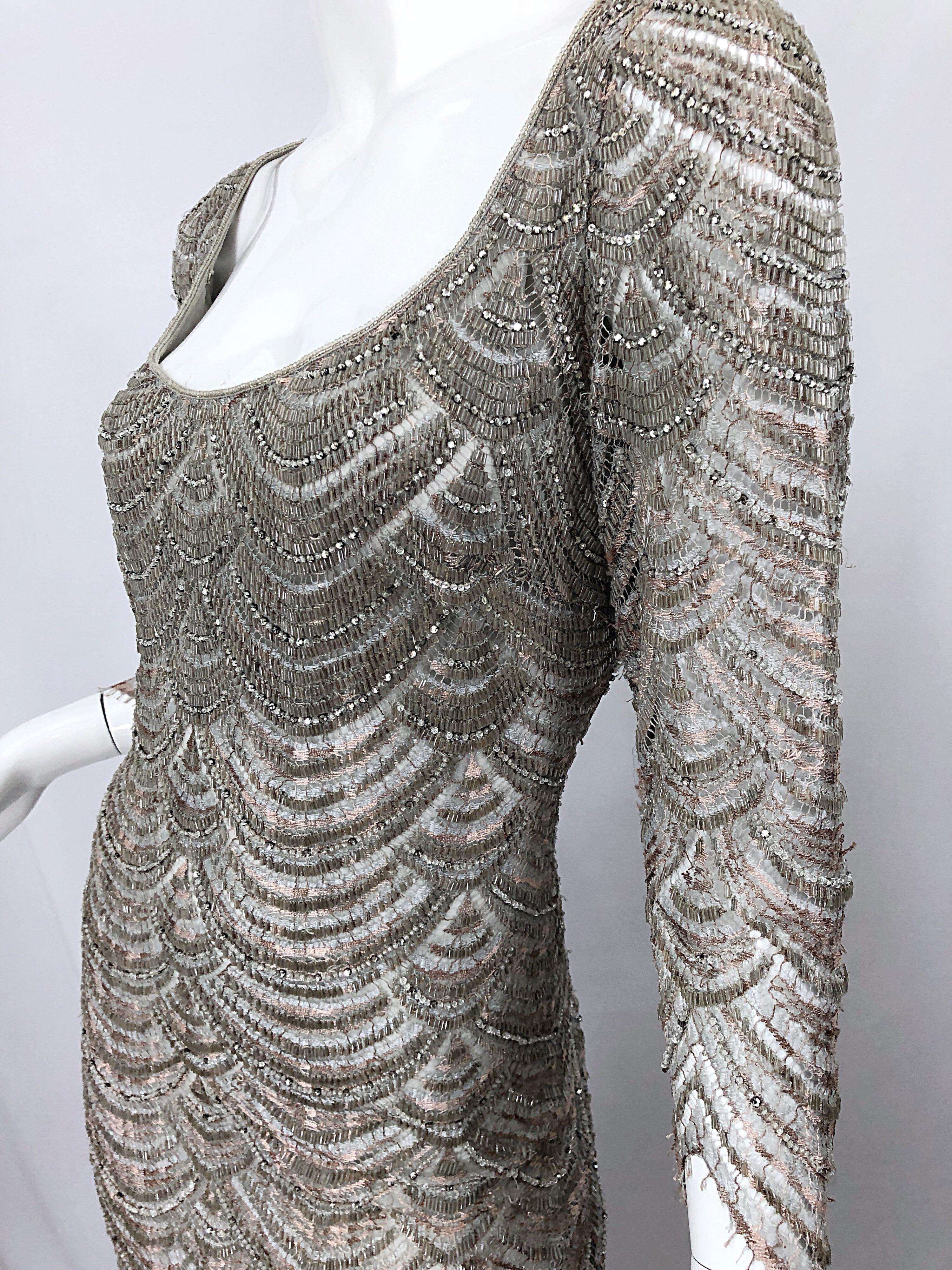 Badgley Mischka - Magnifique robe grise vintage entièrement perlée, style déco, années 1990, taille 12 en vente 10