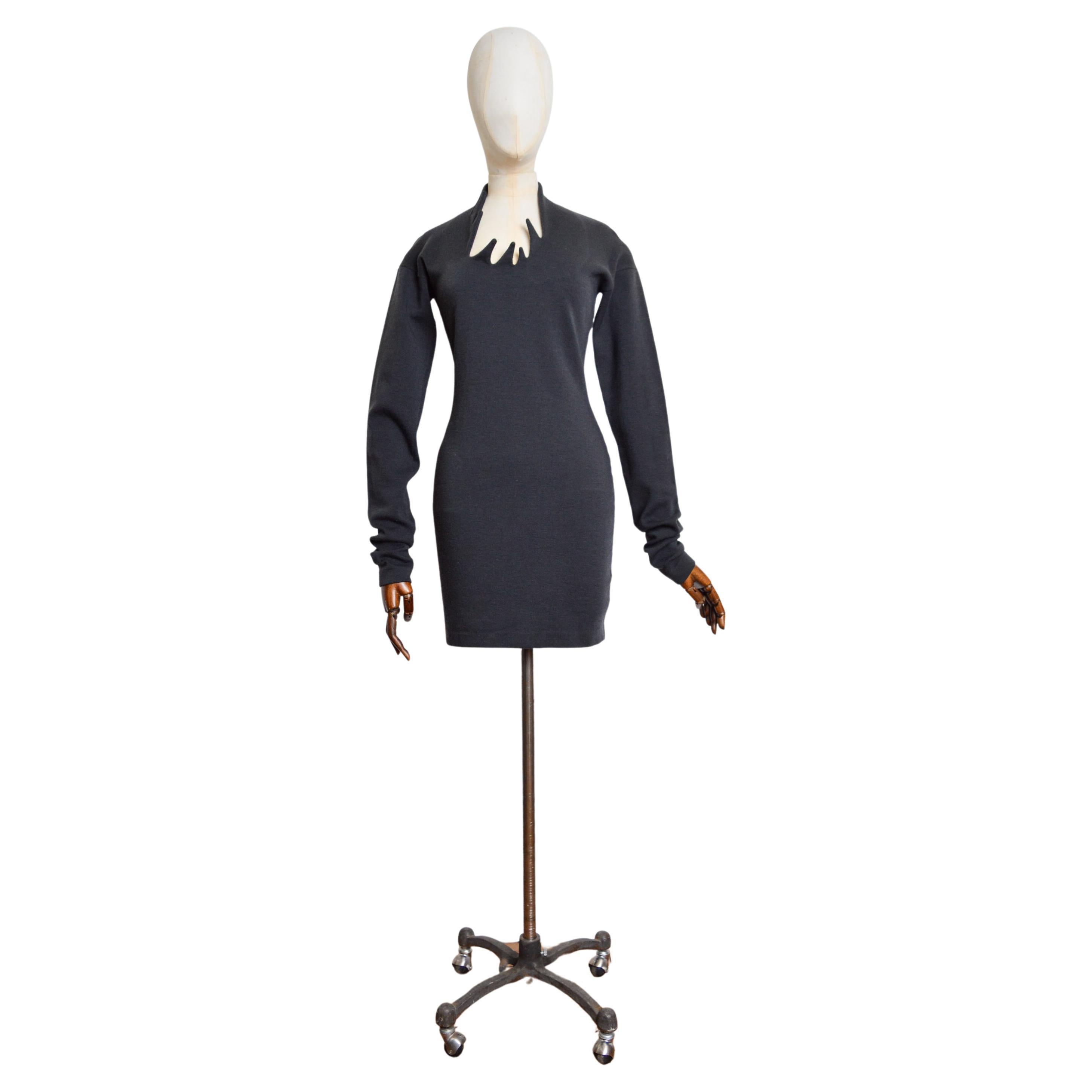 Beautiful 1990's Romeo Gigli Grey Long Sleeve Wool Avant Guard Body Con Dress For Sale
