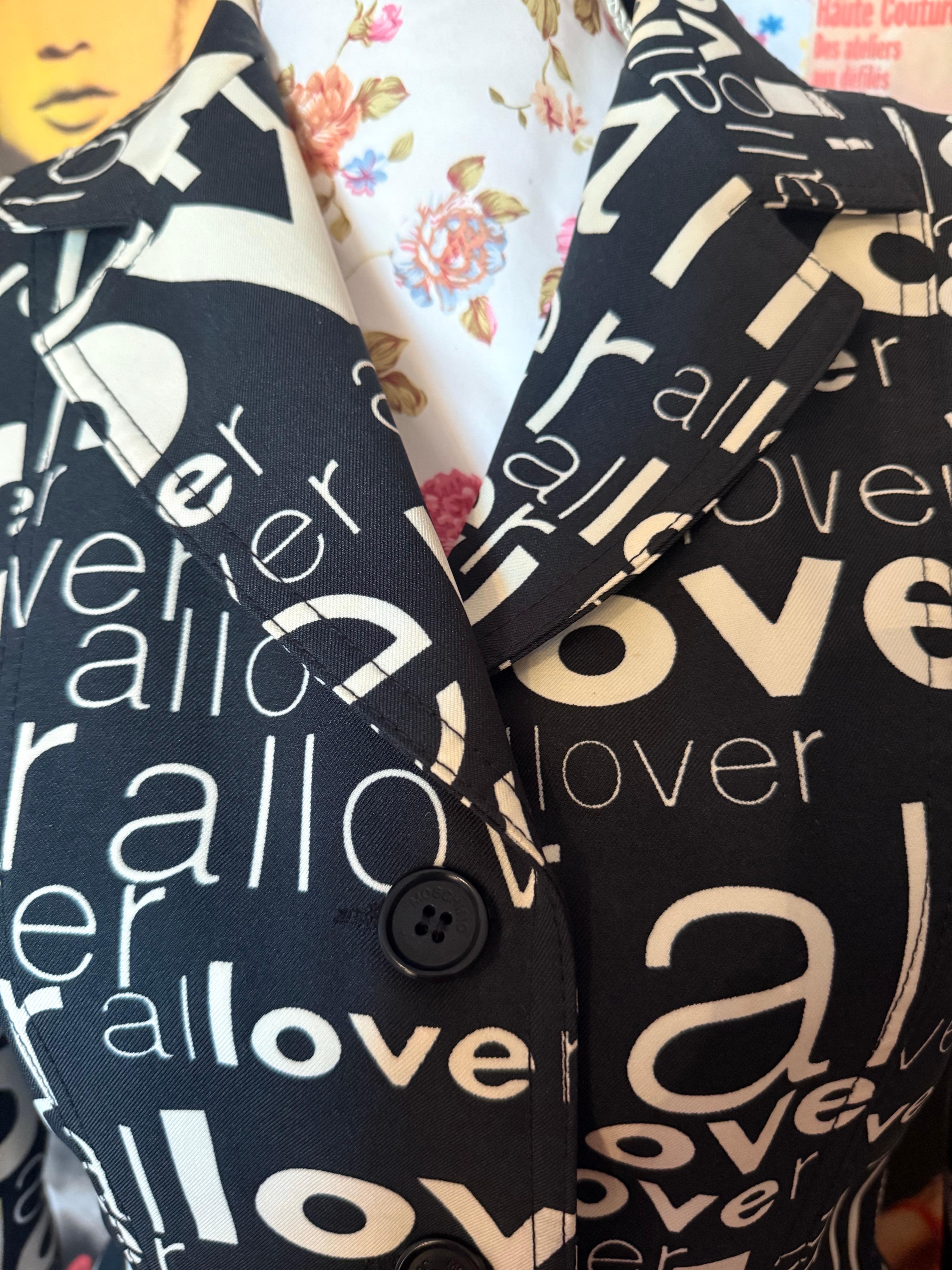 Precioso traje vintage de los años 90 de Moschino JEANS en venta 1