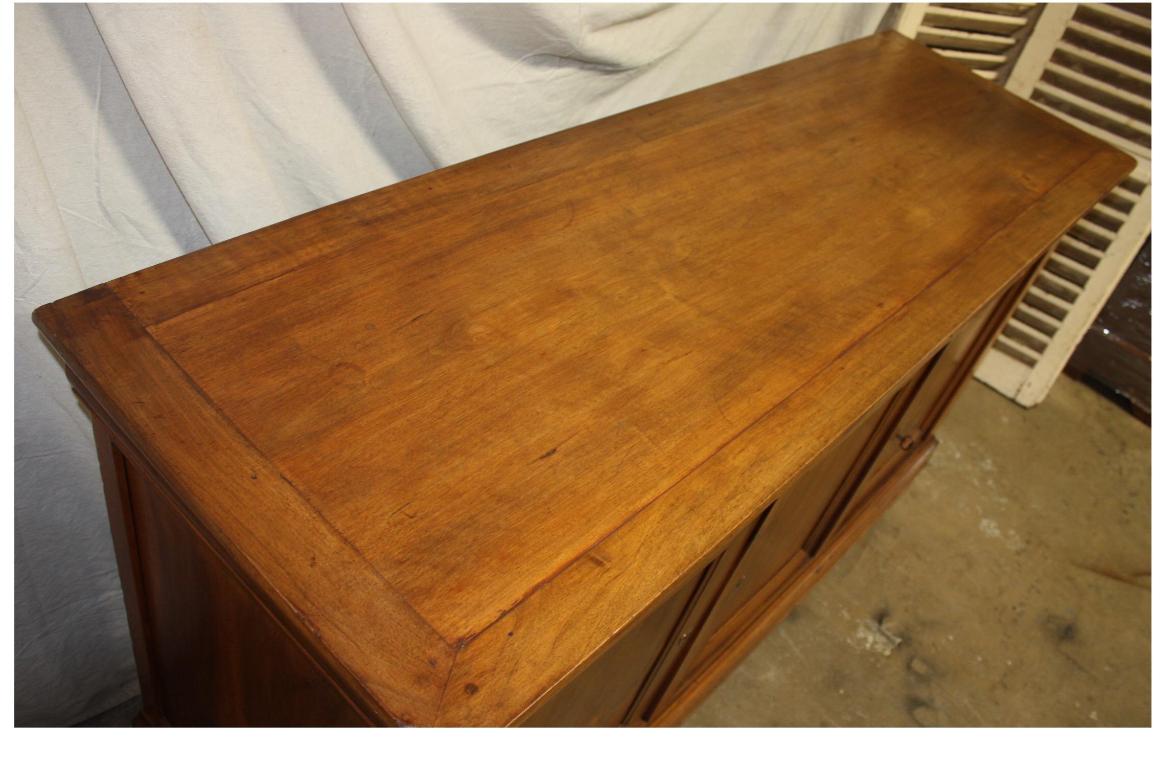 Beautiful 19th Century French Sideboard 3