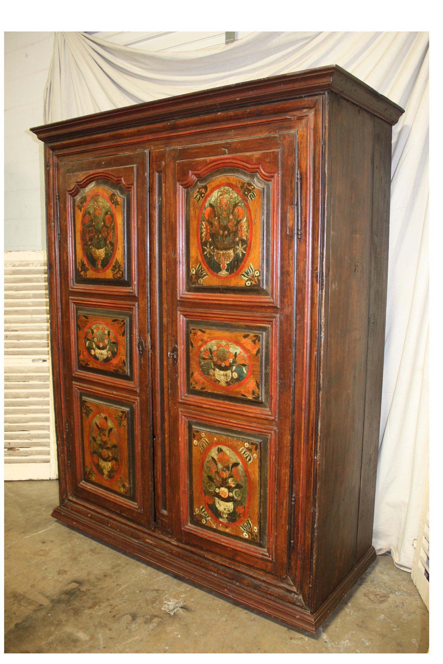 Beautiful 19th century French painted wardrobe.
Provenance: East of France (Alsace-Lorraine).