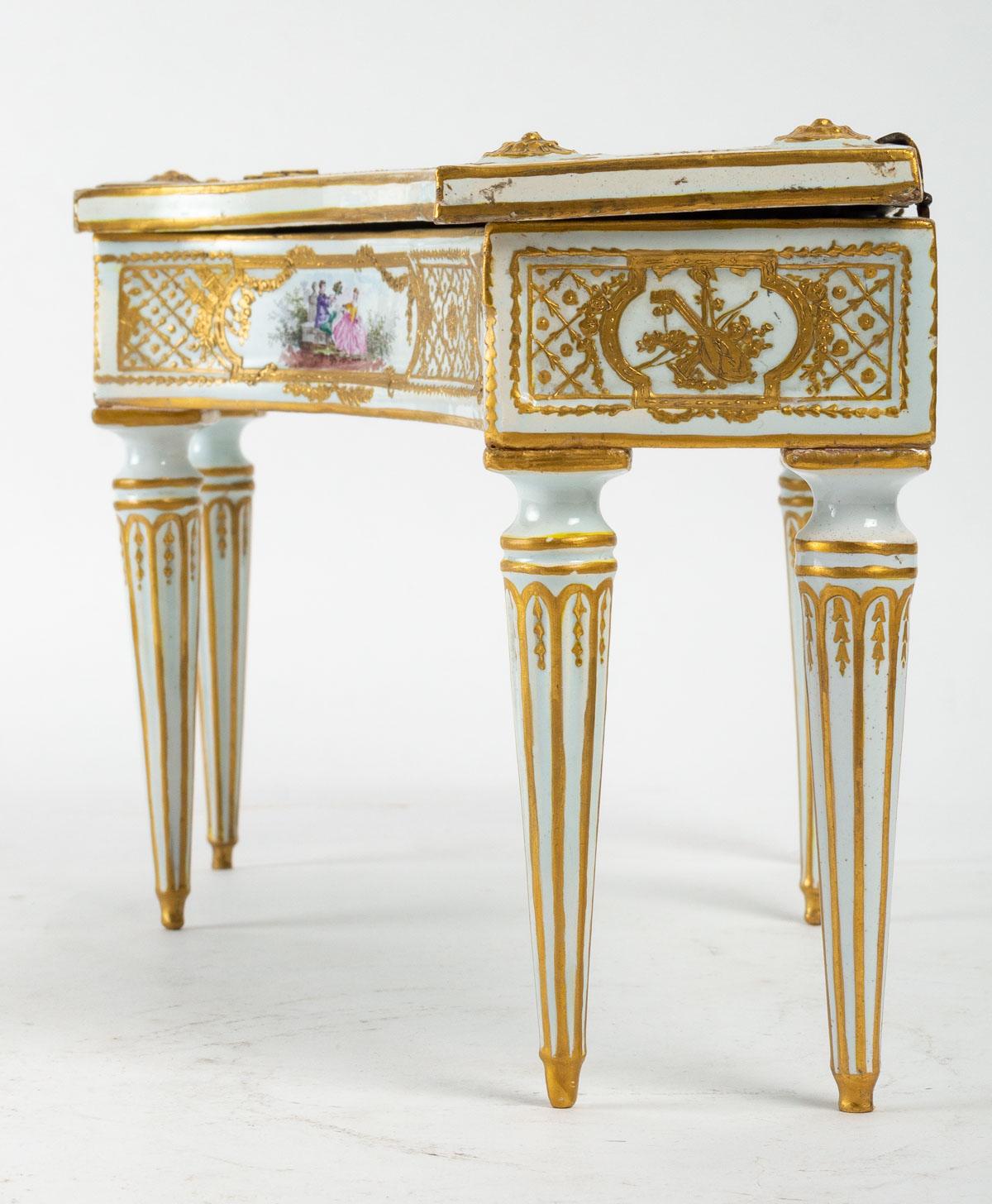 Beautiful 19th Century German Porcelain Piano 1