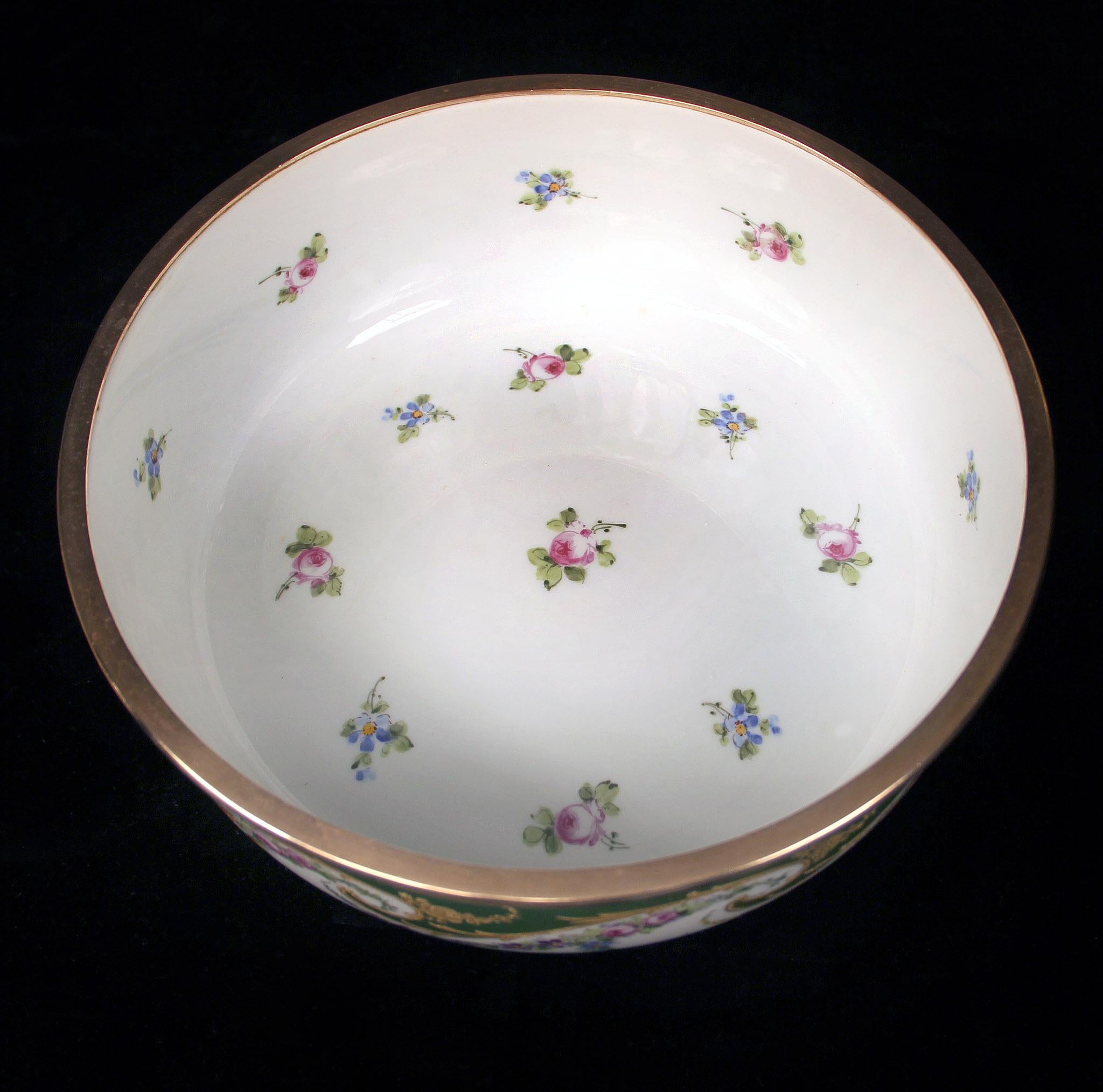 Belle Époque Beautiful 19th Century Gilt Bronze-Mounted Sèvres Style Porcelain Candy Dish