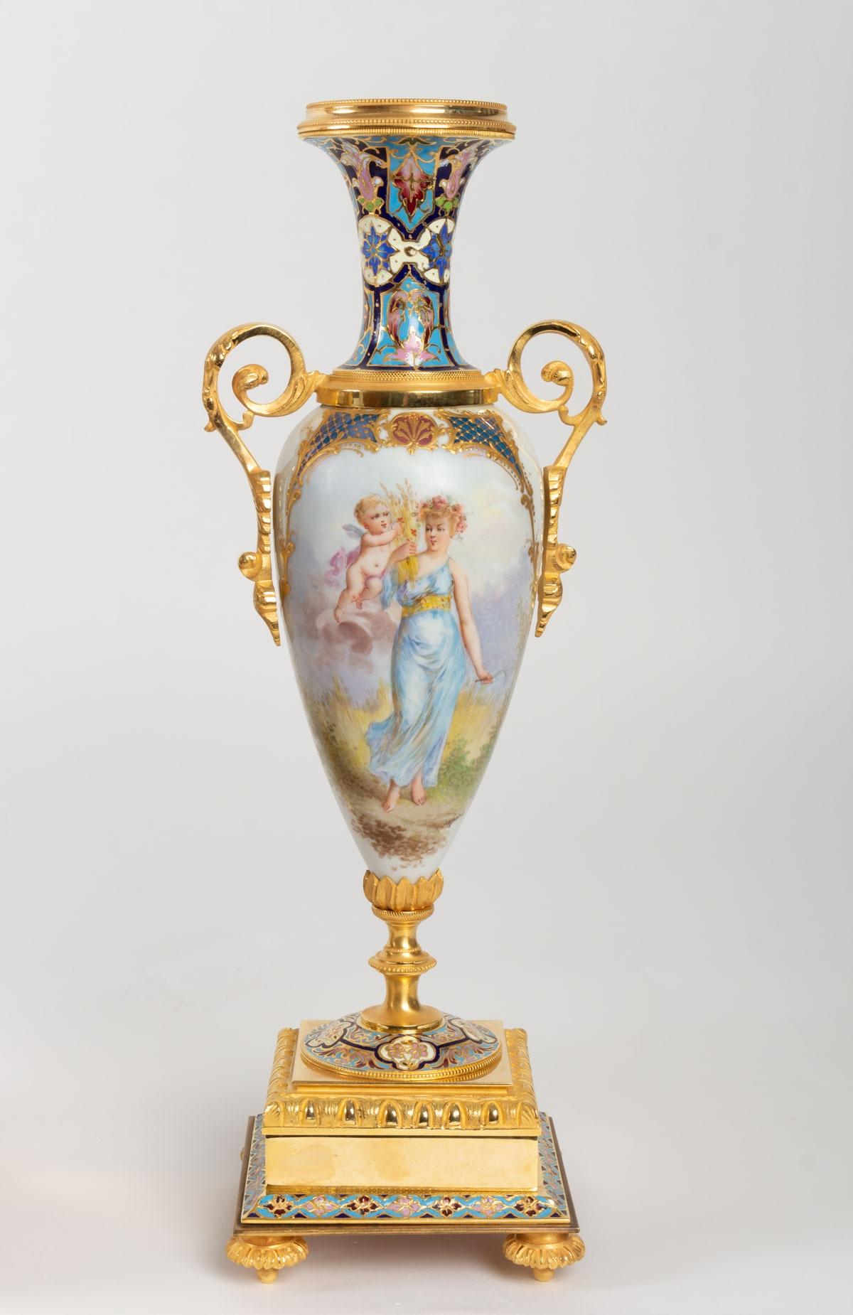 Late 19th Century Beautiful 19th Century Porcelain and Enamelled Bronze Trim, Napoleon III