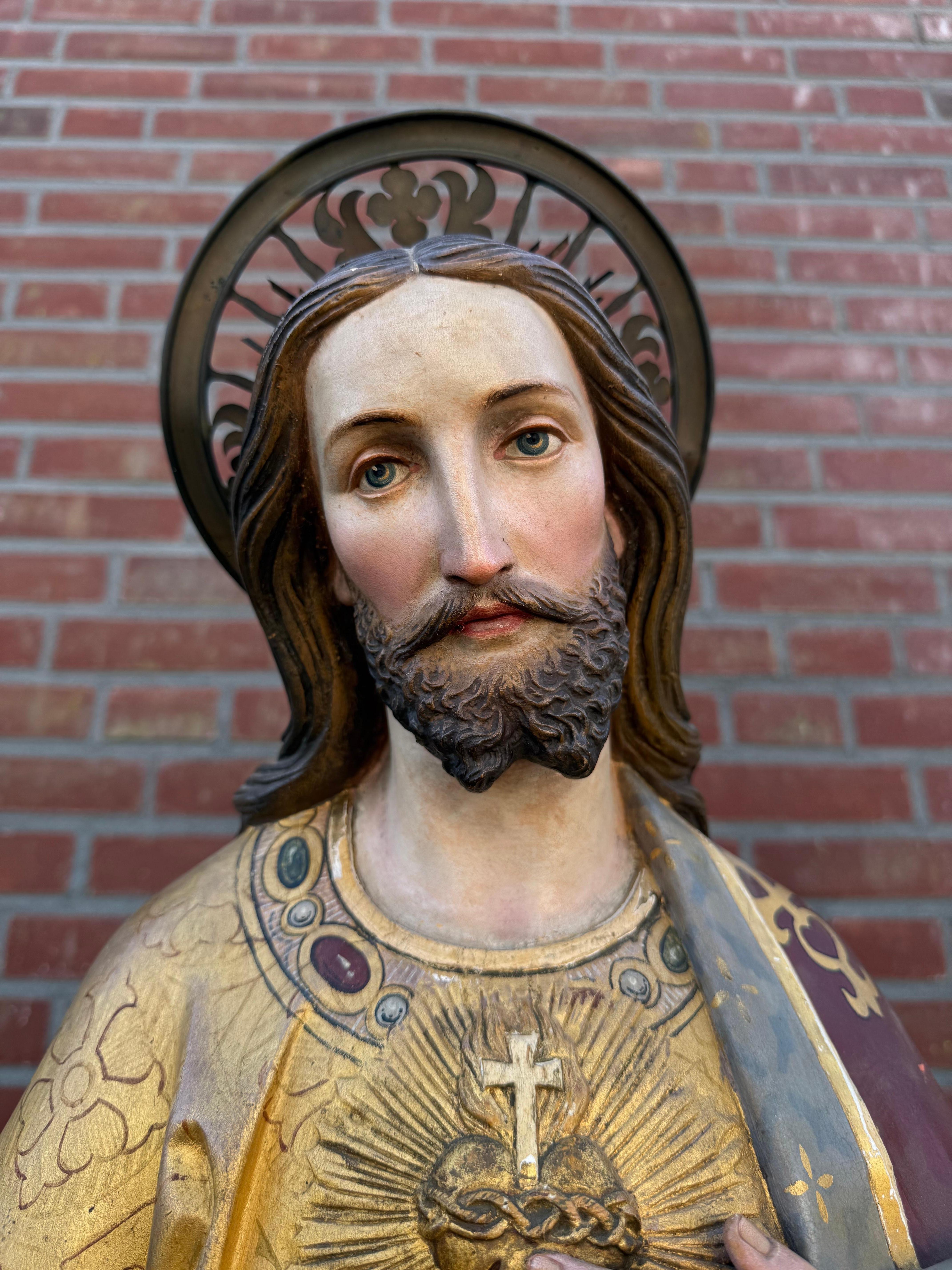 Belle statue du Sacré-Cœur de Jésus du XIXe siècle en Clay and Wood polychrome en vente 2