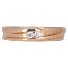 Beautiful 2-stone Diamond Ring in Yellow and White Gold