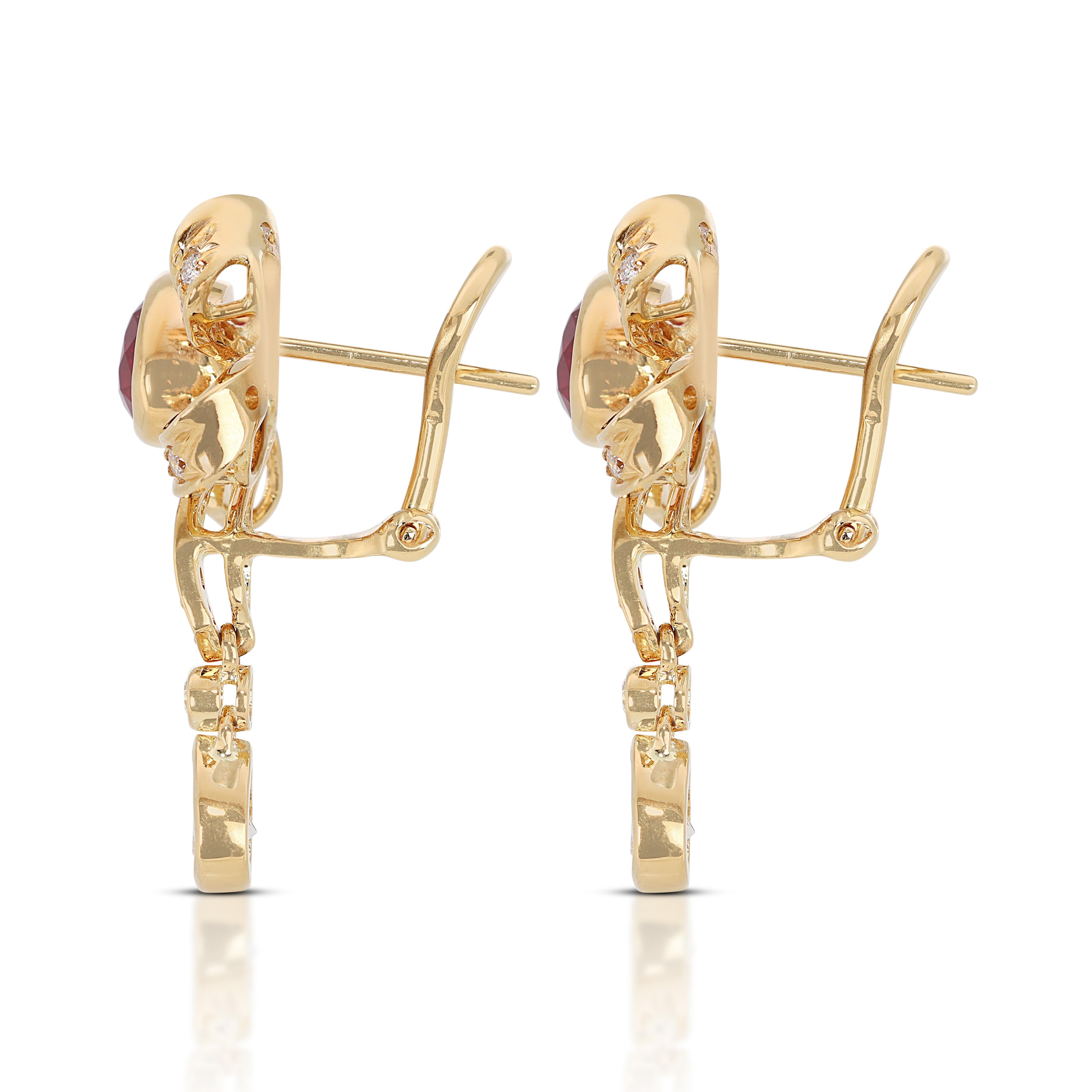Magnifiques boucles d'oreilles à levier en rubis 2,02 carats avec diamants latéraux étincelants Neuf - En vente à רמת גן, IL
