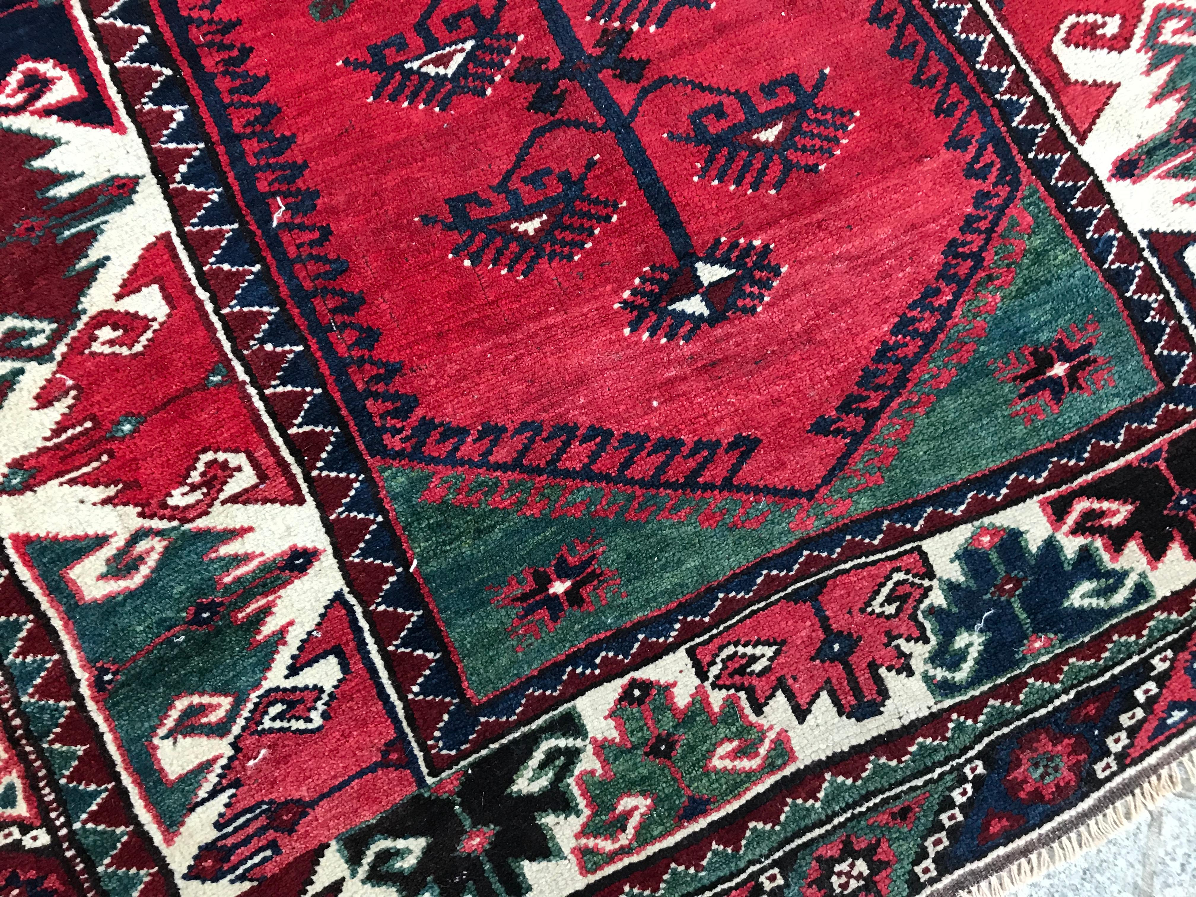 20ième siècle Magnifique tapis turc anatolien du 20e siècle de Bobyrug en vente