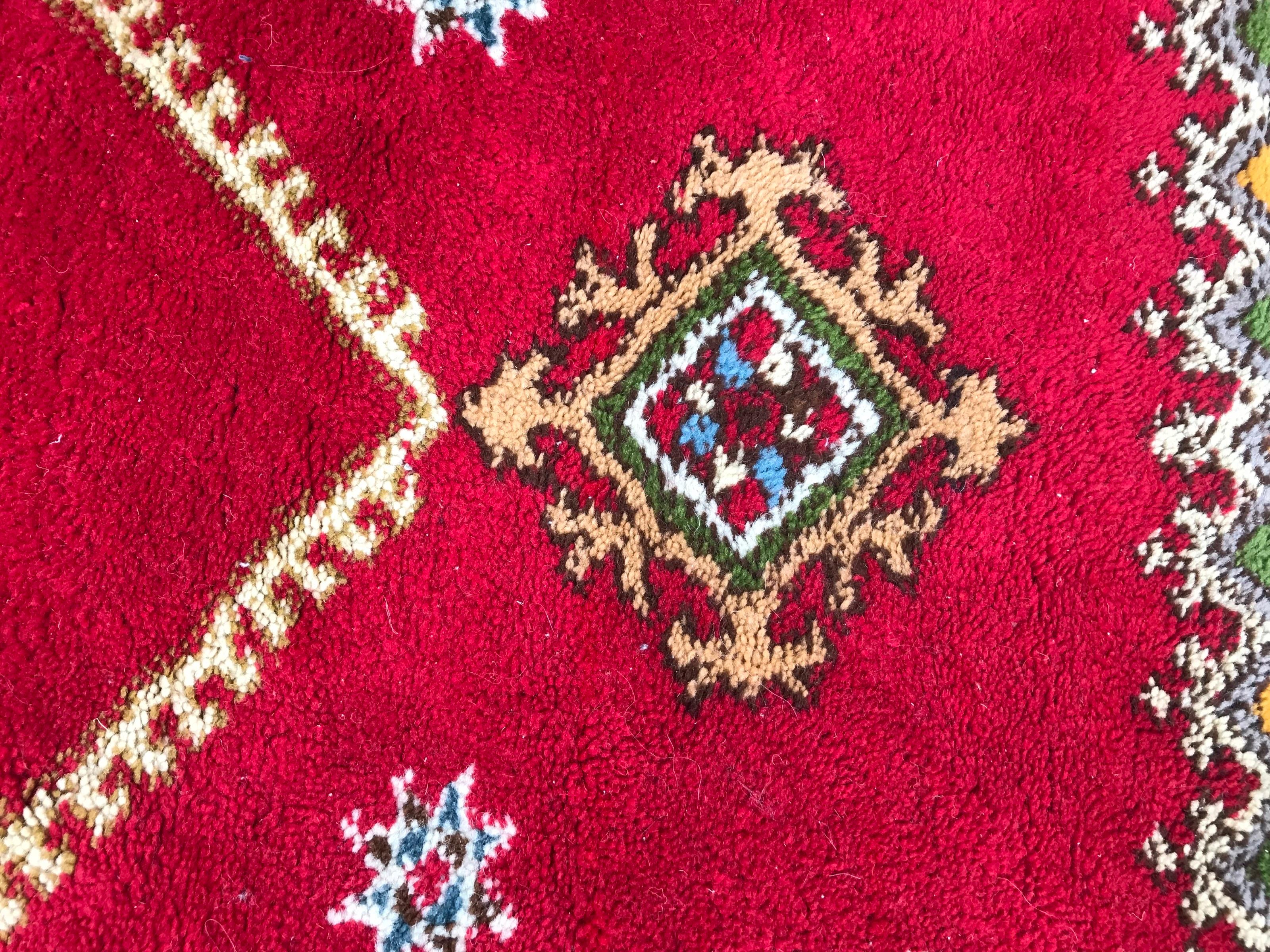 Preciosa alfombra marroquí Rabat del siglo XX en venta 5