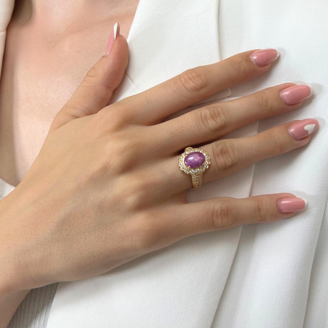 Precioso Anillo de Cóctel de Rubí Estrella y Diamantes de 2,92 ct en Oro Amarillo de 18k - IGI en venta 5
