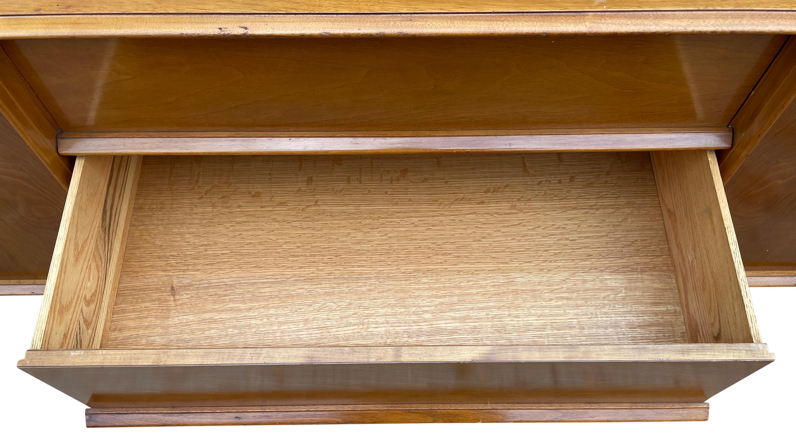 Walnut Beautiful 3 drawer Credenza sideboard by T.H. Robsjohn-Gibbings for Widdicomb