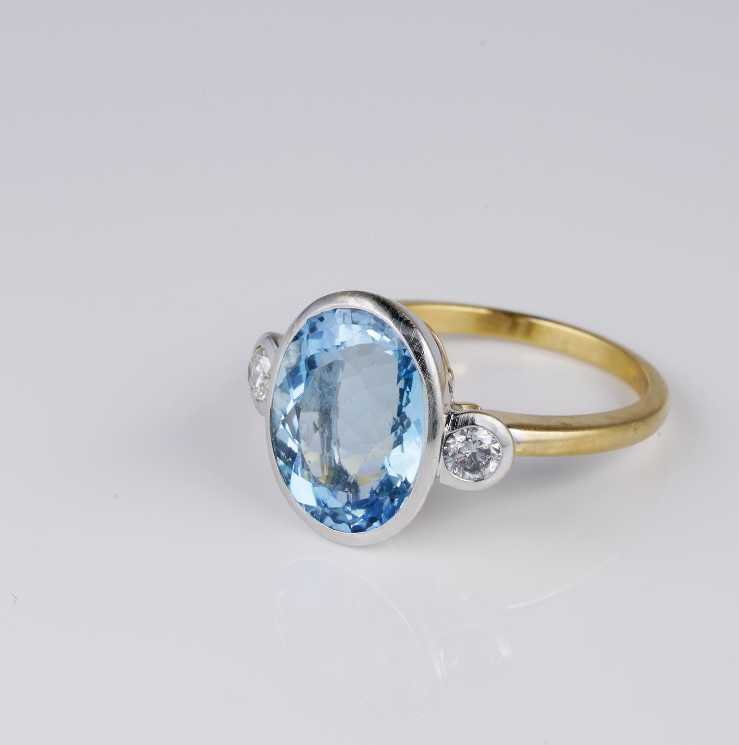 Beautiful 6.0 Carat Natural Aquamarine Diamond Trilogy Ring (Art déco) im Angebot