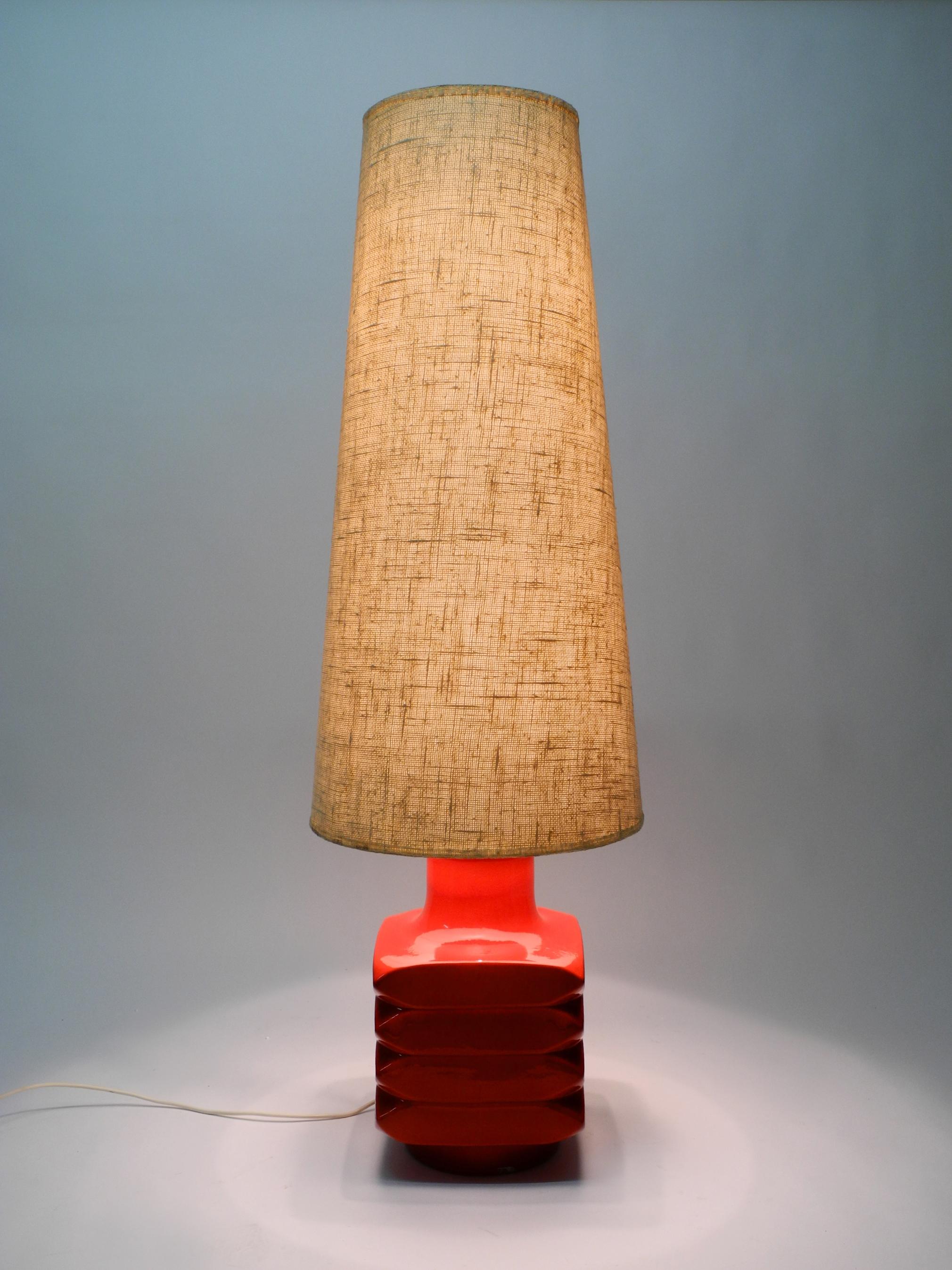 Beautiful 60s Large Red Space Age Ceramic Floor Lamp with a Huge Original Shade For Sale 5