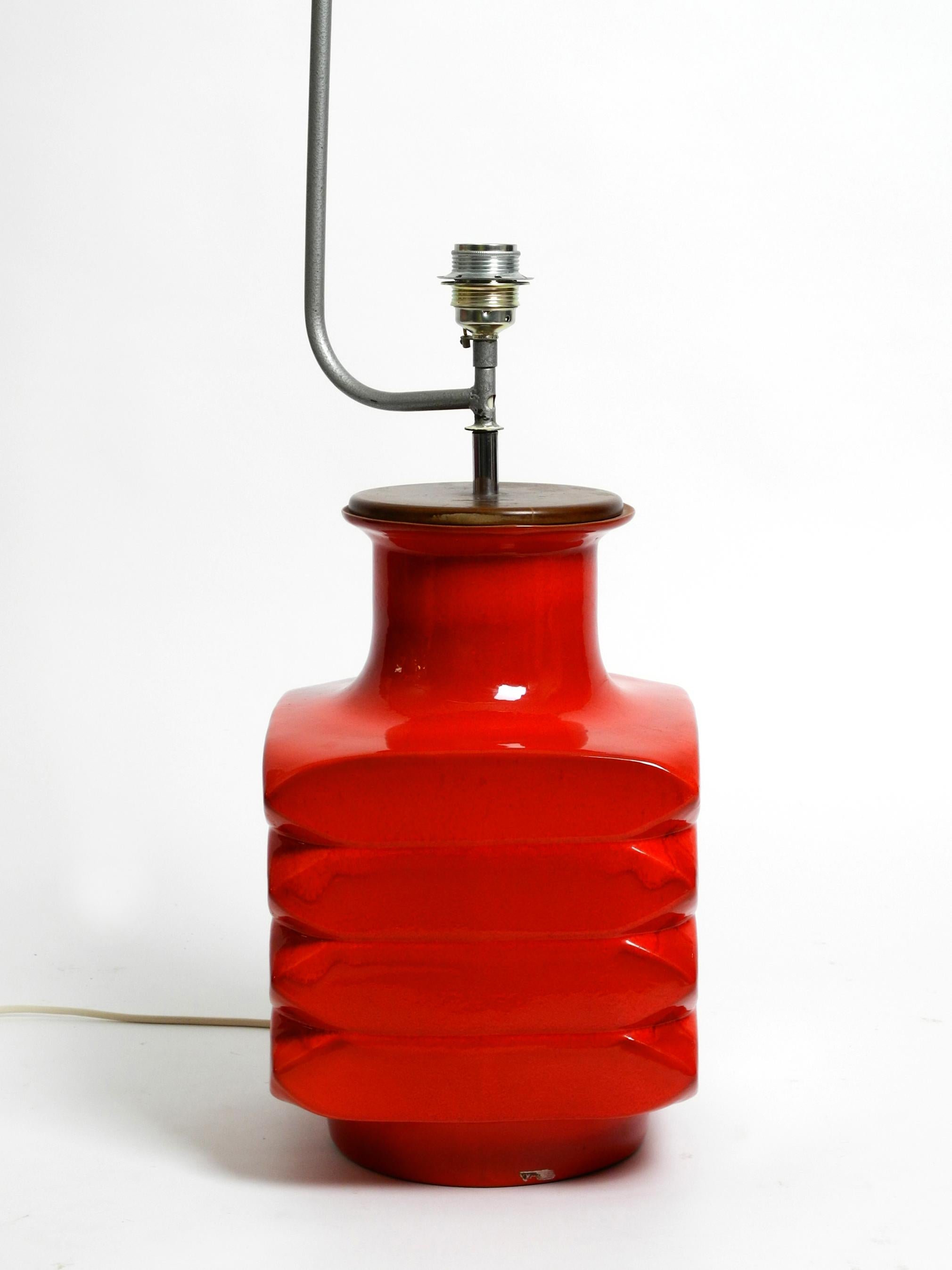 Beautiful 60s Large Red Space Age Ceramic Floor Lamp with a Huge Original Shade For Sale 8