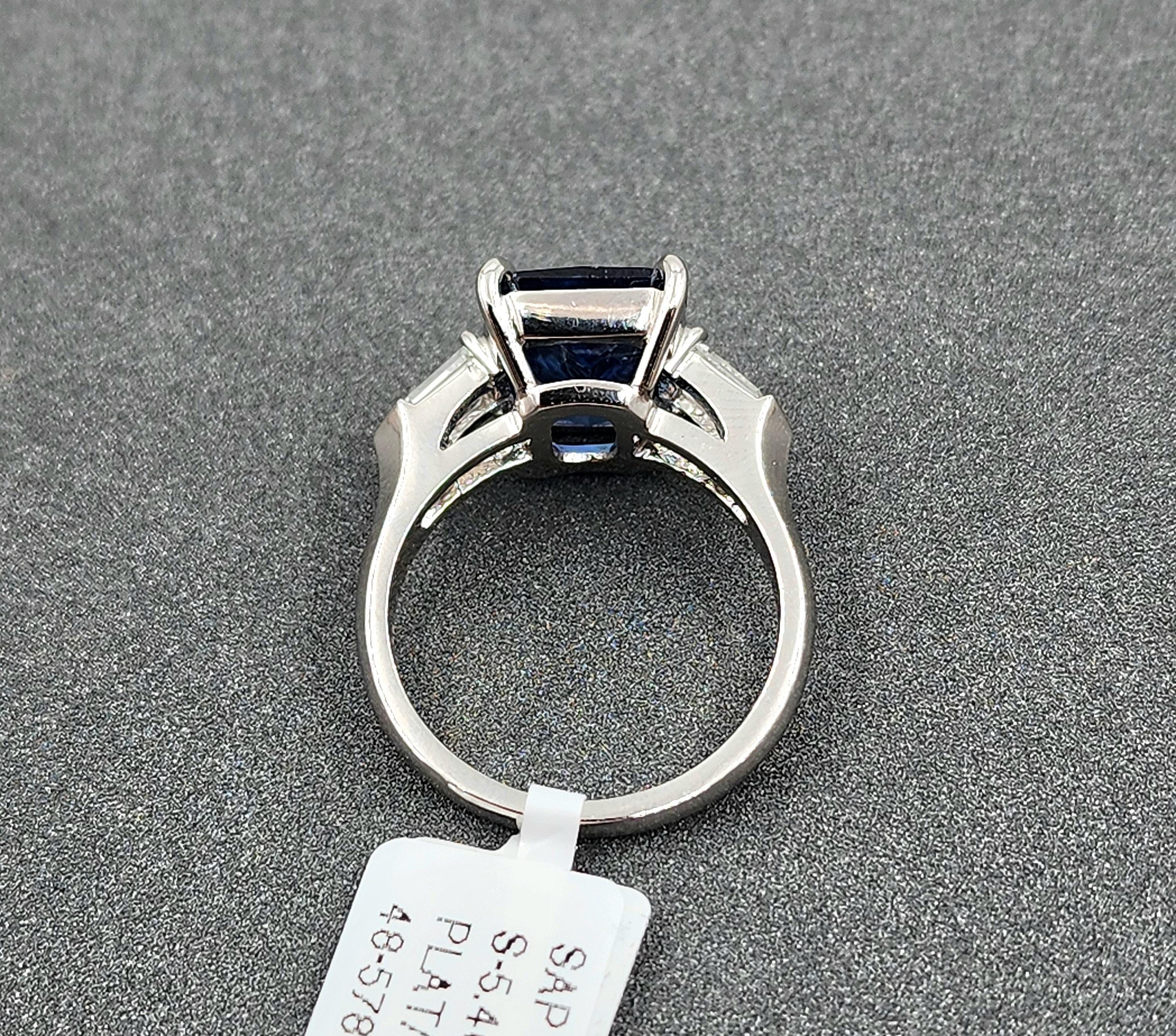 Magnifique bague en platine de 6,10 carats certifiée GIA avec saphir naturel et diamant Unisexe en vente