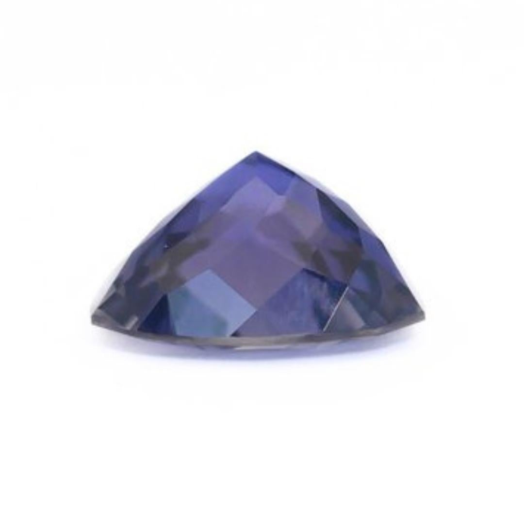 Beautiful 6.54ct Iolite Gemstone - GIA Certified 1