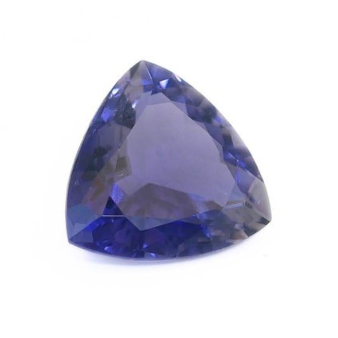 Beautiful 6.54ct Iolite Gemstone - GIA Certified 3
