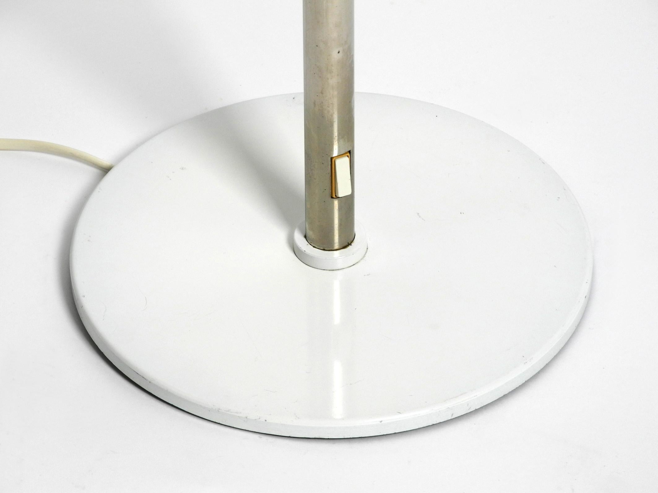Schöne, sehr große Tischlampe aus den 70er Jahren von Christian Hvidt für Nordisk Solar (Metall) im Angebot