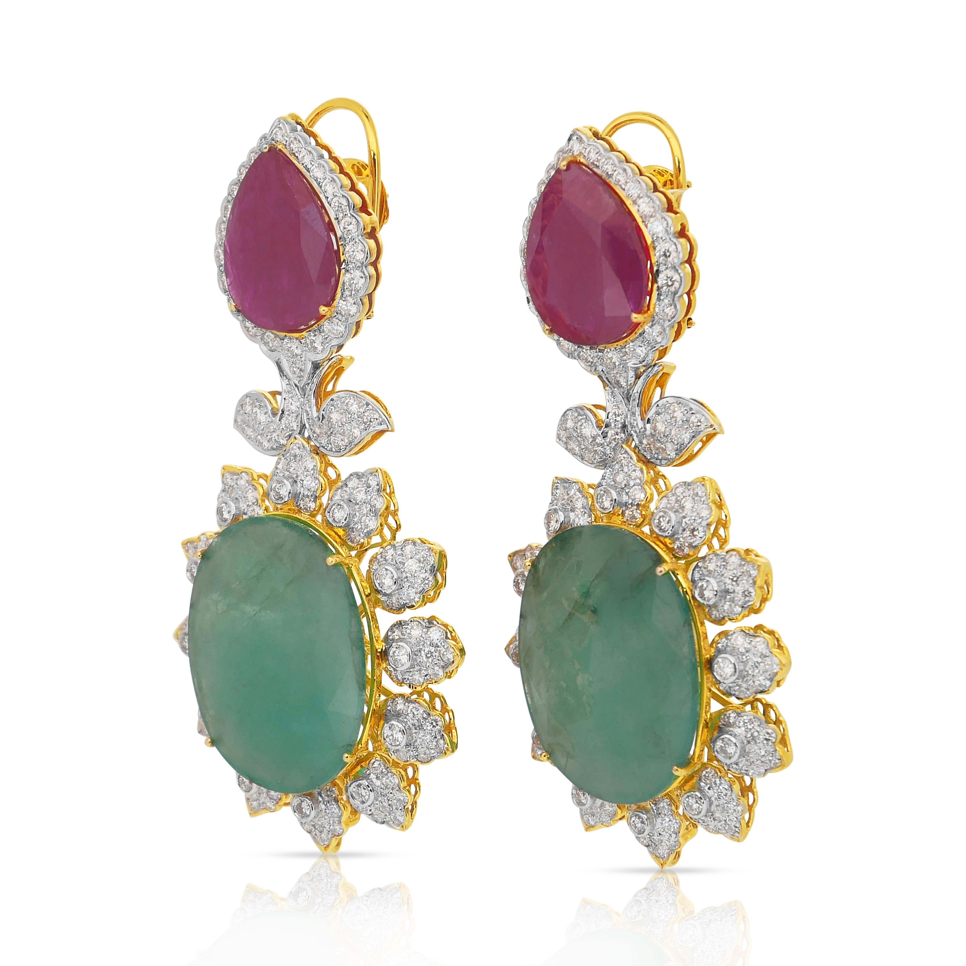 Beautiful 72.60ct Diamonds, Emeralds, and Rubies Drop Earrings In New Condition For Sale In רמת גן, IL