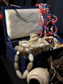 Beautiful agate African trade beads