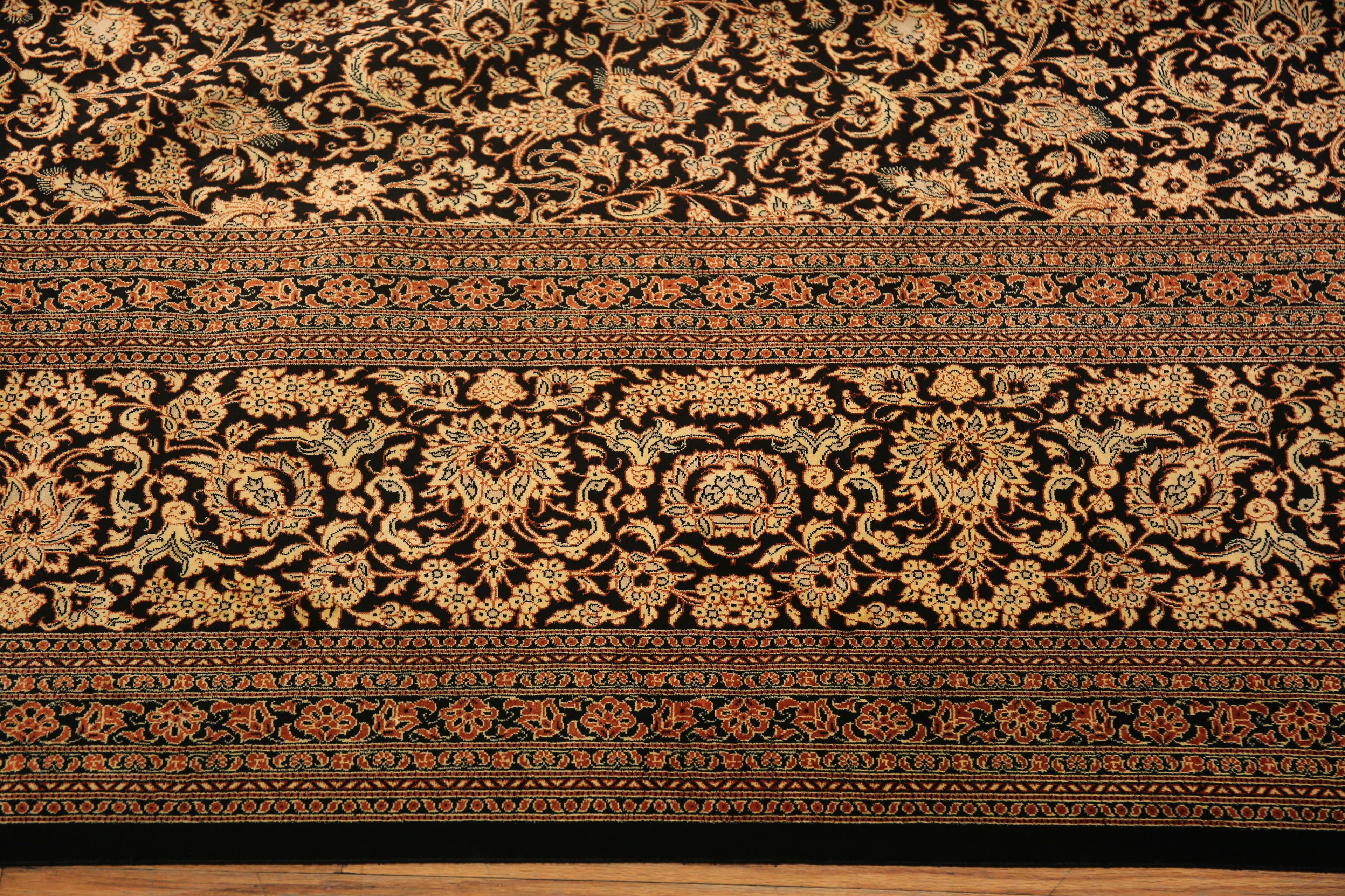 Tabriz Beautiful Allover Floral Luxurious Vintage Persian Silk Qum Rug 9'9