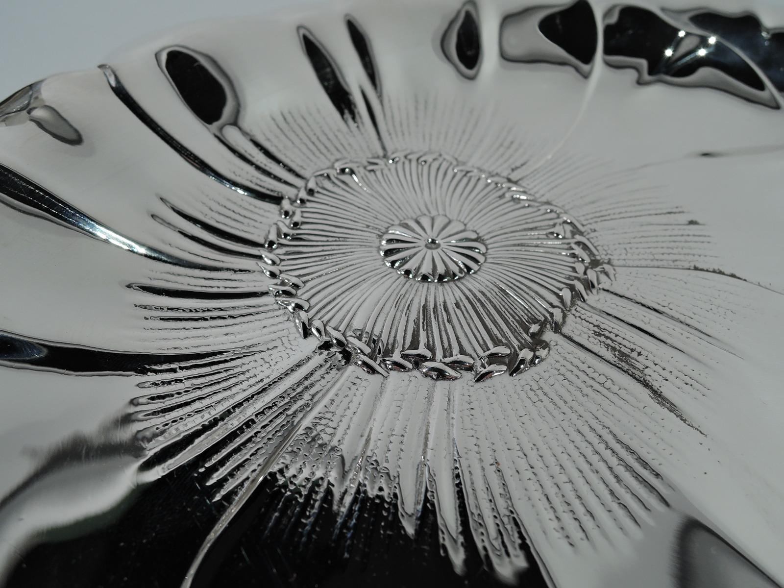 Mid-Century Modern Beautiful American Modern Sterling Silver Flower Blossom Cake Plate