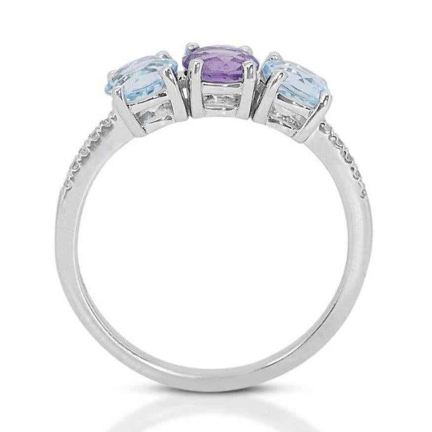 Women's Beautiful Amethyst and Diamond 3-stone Ring For Sale