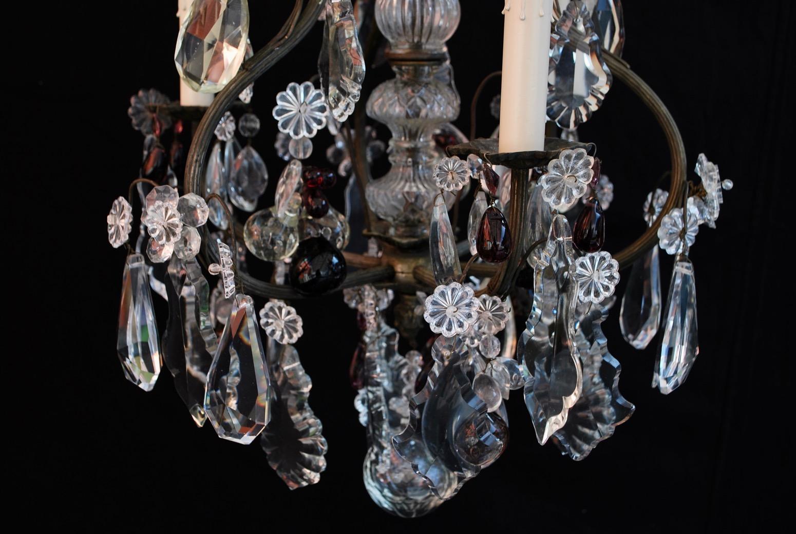 Beautiful and Elegant 1920s French Crystal Chandelier 1