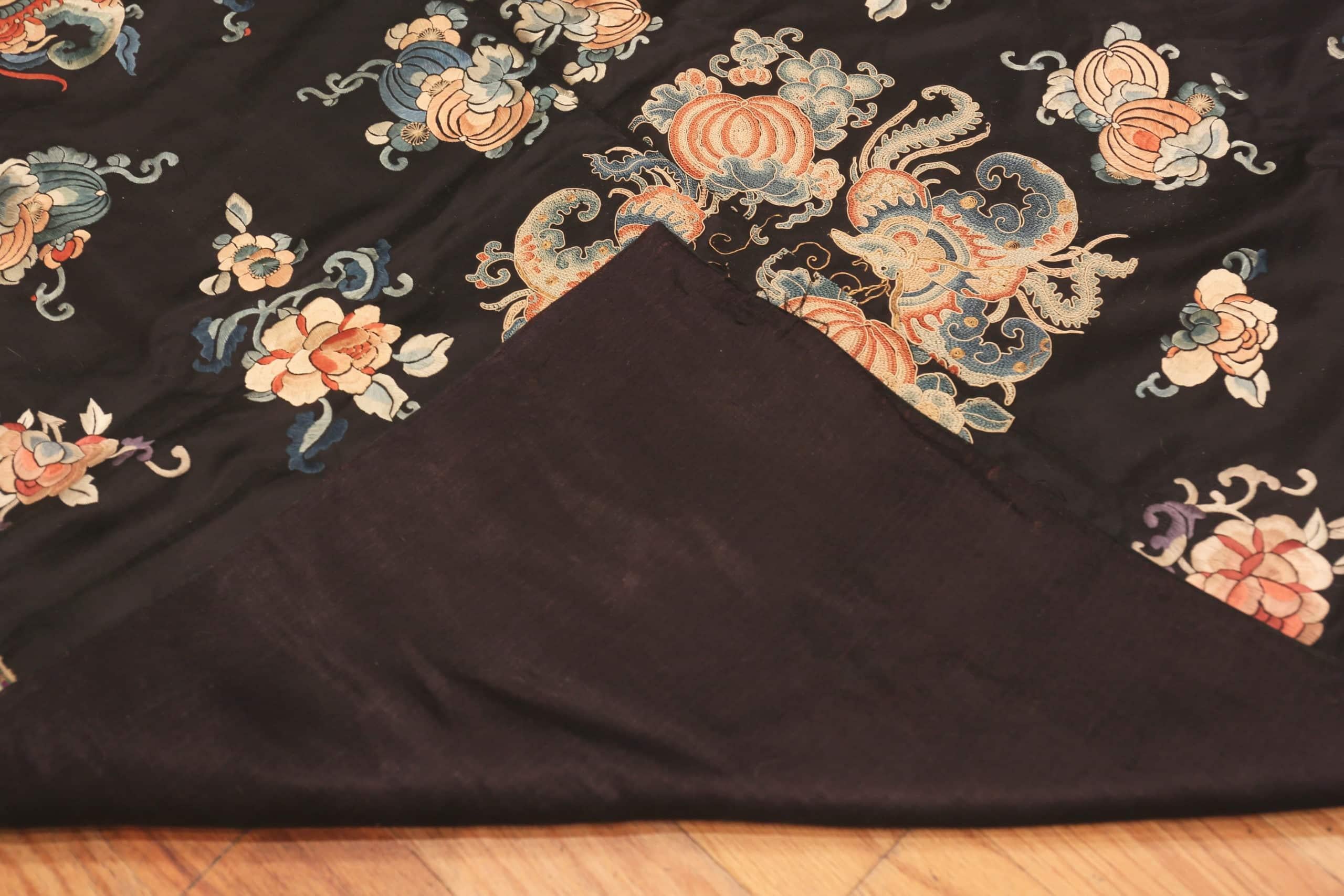 19th Century Beautiful and Fine Antique Chinese Textile 3'2