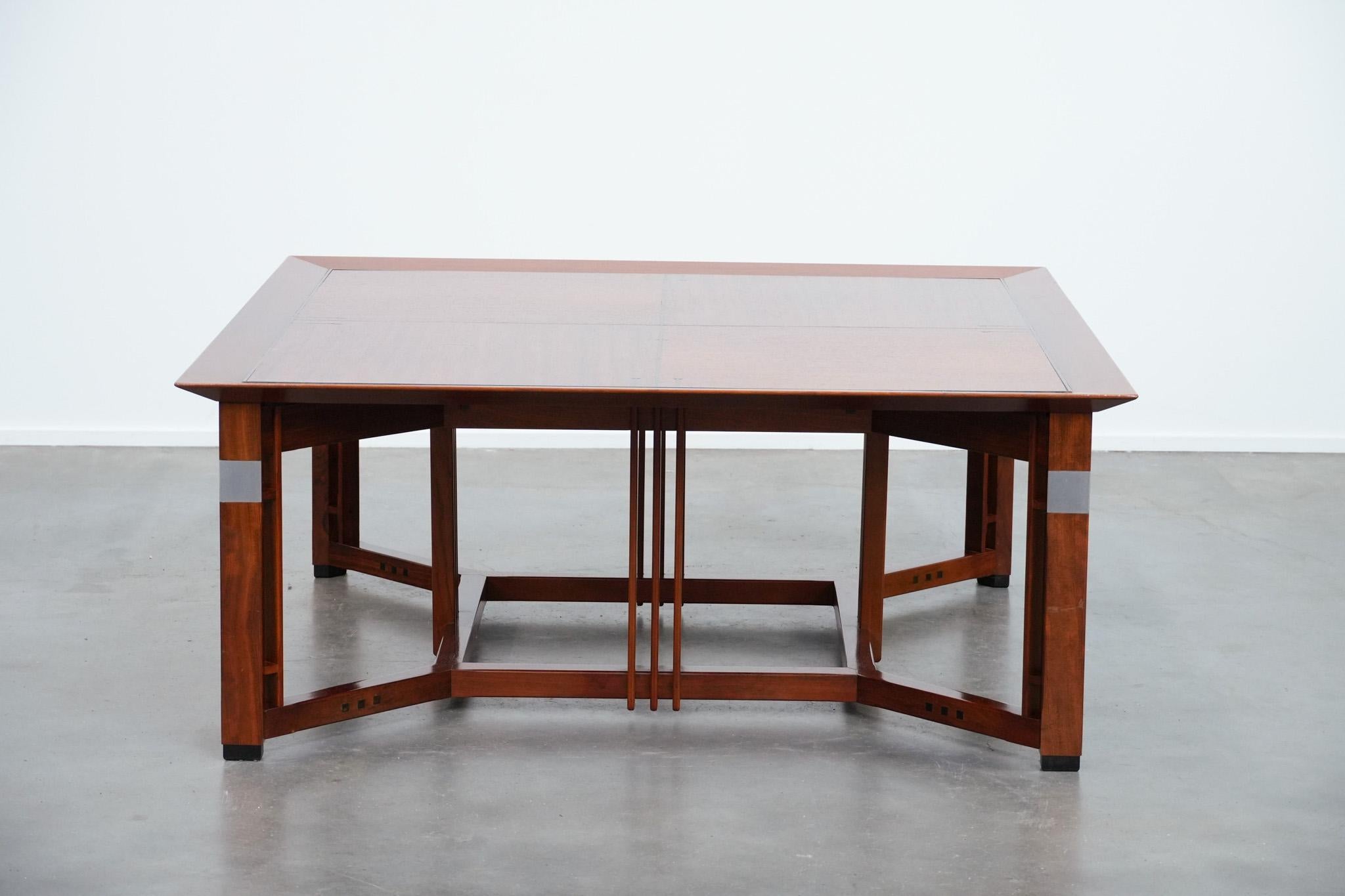 Belle et grande table basse carrée Art Déco Bon état - En vente à Harderwijk, NL