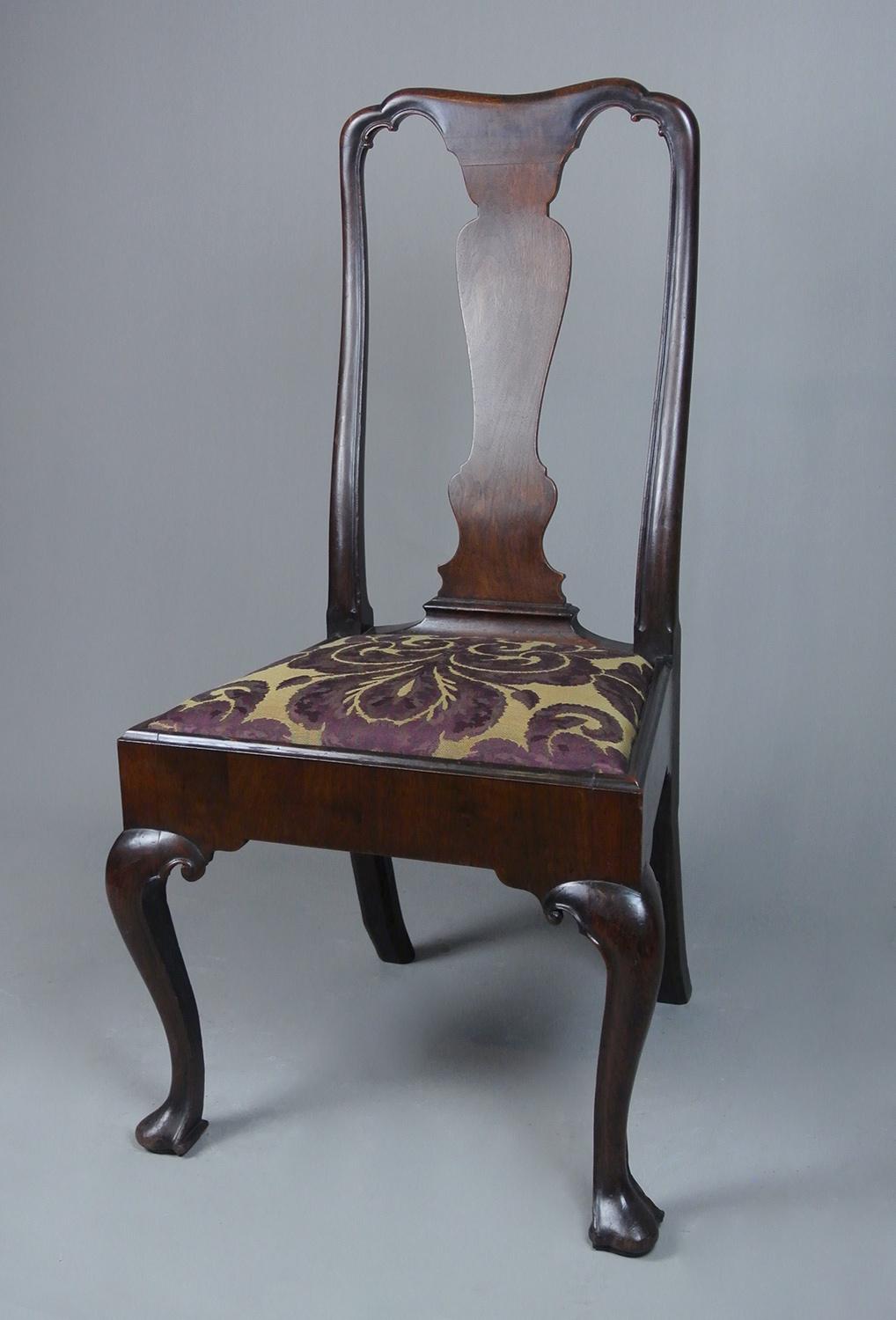 Beautiful and Original George II Walnut Side Chair with Braganza Feet, c1740 In Good Condition In Heathfield, GB