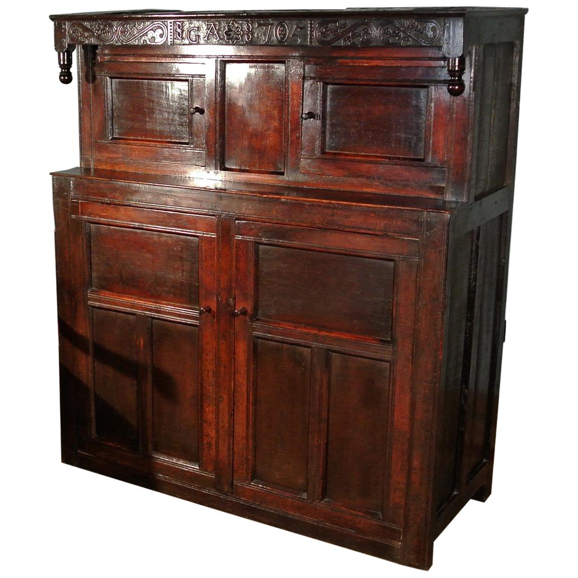 Beautiful and Original Queen Anne Oak Court Cupboard, Dated 1705 For Sale