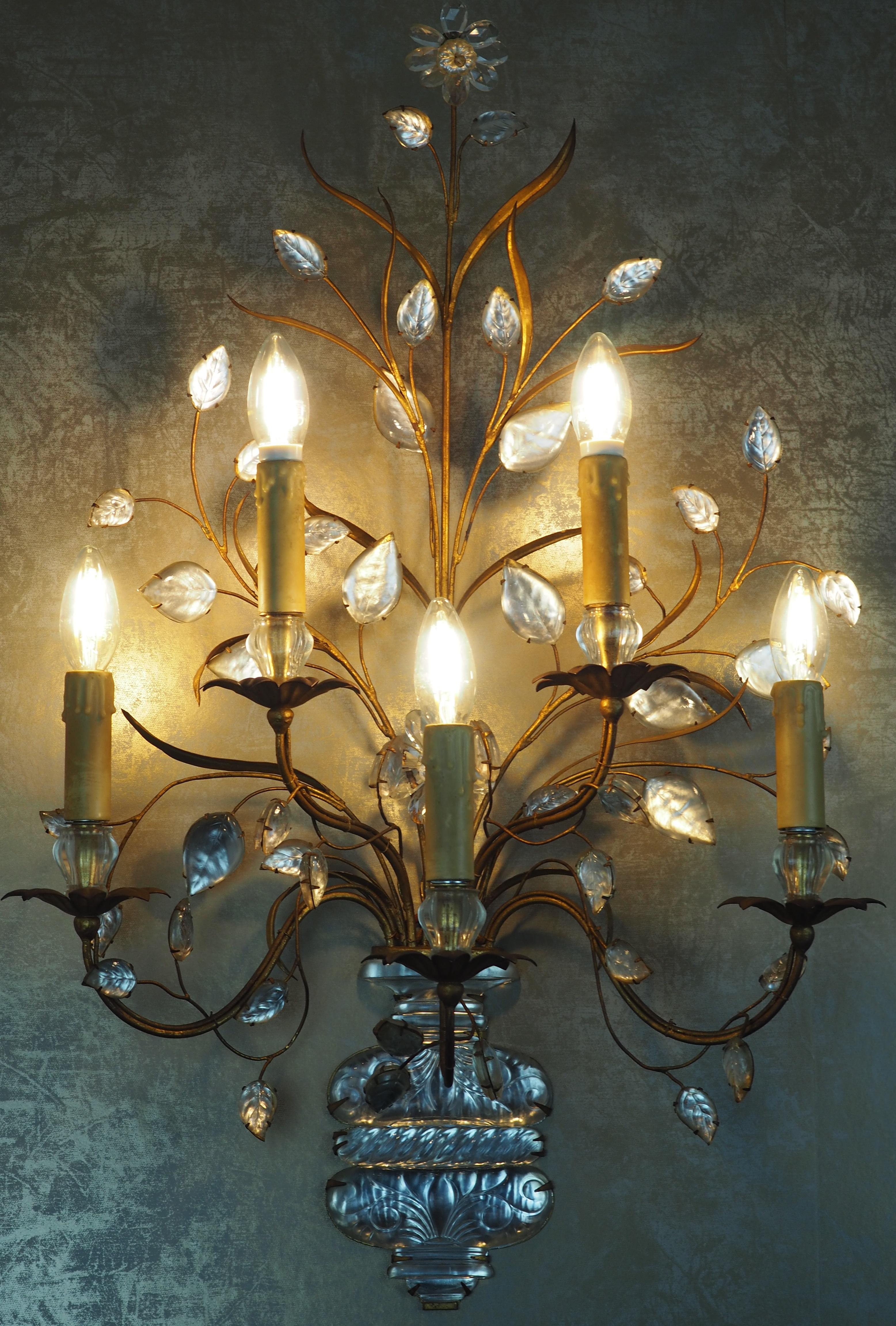 Iron Beautiful and Rare Extra Large Wall Sconce by Maison Baguès, Paris, circa 1930s For Sale