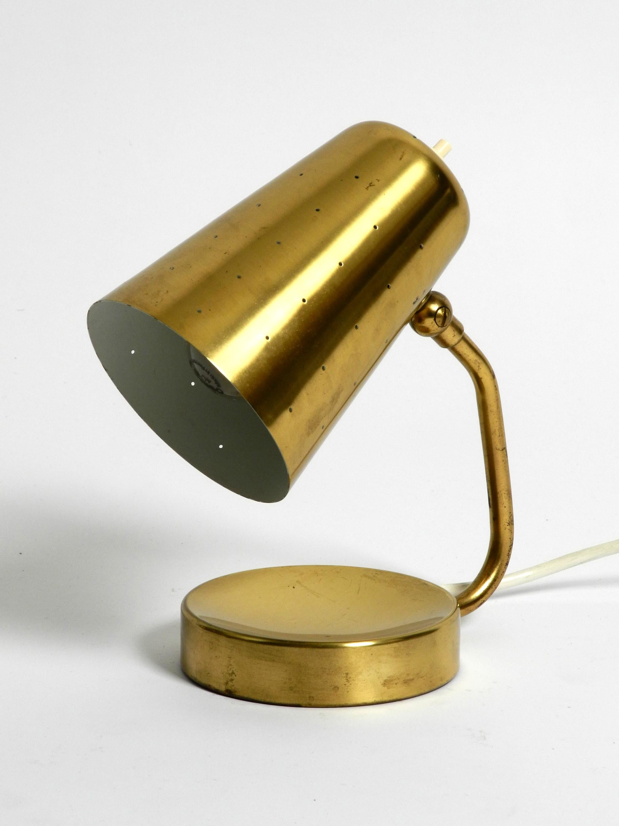 Beautiful and Rare Large Mid-Century Modern Brass Table Lamp For Sale 9