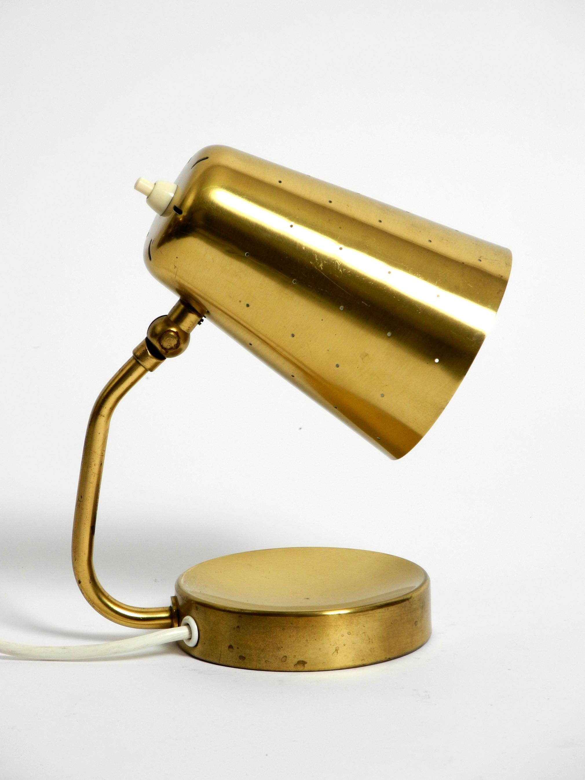 Beautiful and Rare Large Mid-Century Modern Brass Table Lamp For Sale 1