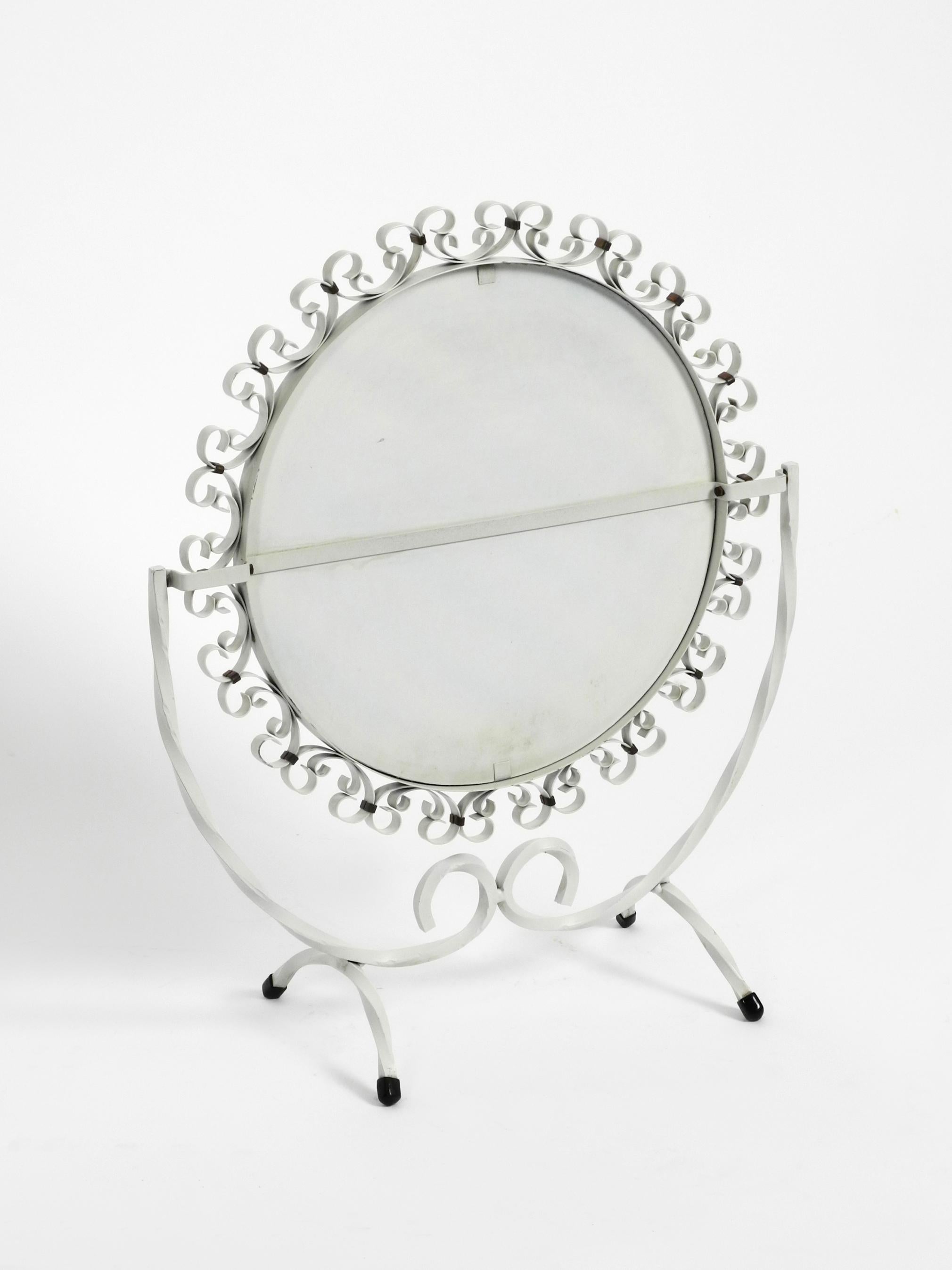 Beautiful and Rare Swiveling Midcentury Metal Table Mirror in White In Good Condition For Sale In München, DE