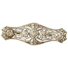 Beautiful and Timeless Openwork Antique 1910 Brooch with Diamonds