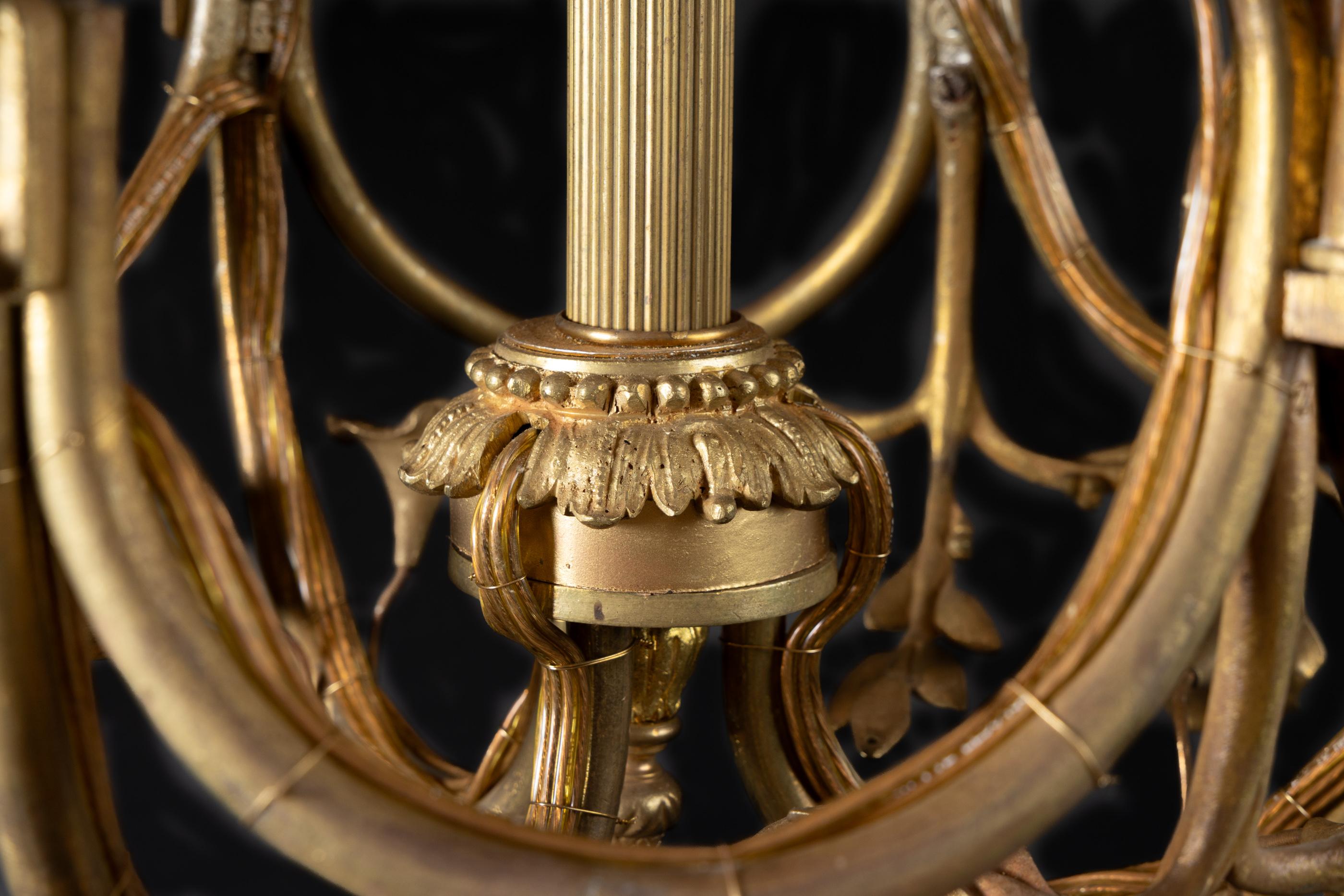 Beautiful and Unique French Art Nouveau Bronze Chandelier in vendita 2