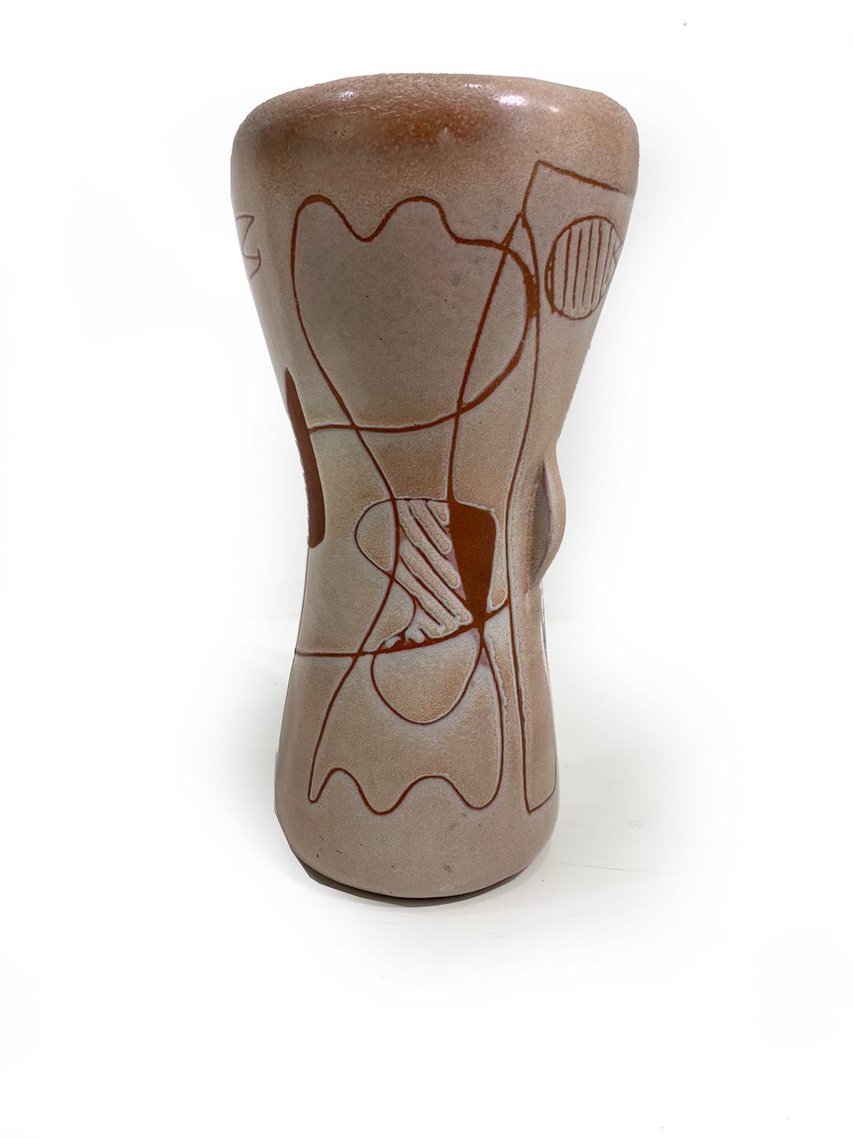 Magnifique et unique vase en céramique du milieu du siècle dernier, vers 1960 Bon état - En vente à Beirut, LB