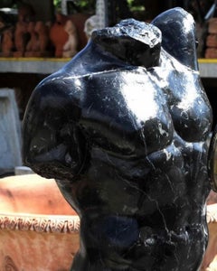 HERMOSO Y ÚNICO COMANDANTE ROMANO EN MÁRMOL NEGRO Siglo XXI