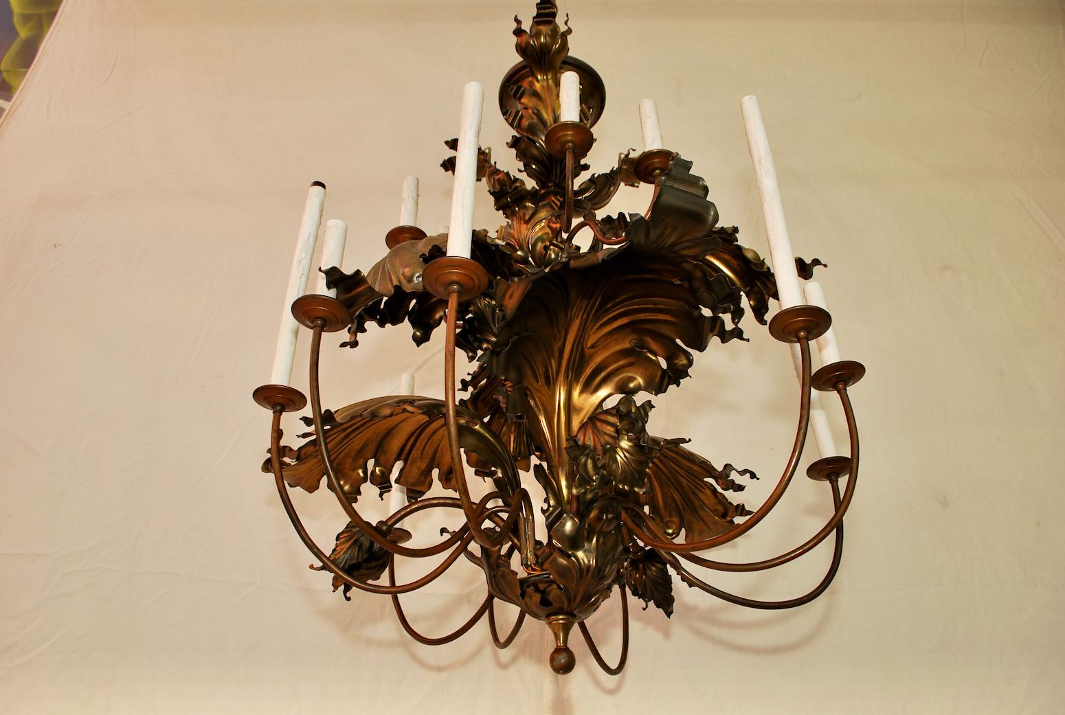 Beautiful and Very Rare 1920's Large Leaves Chandelier For Sale 1