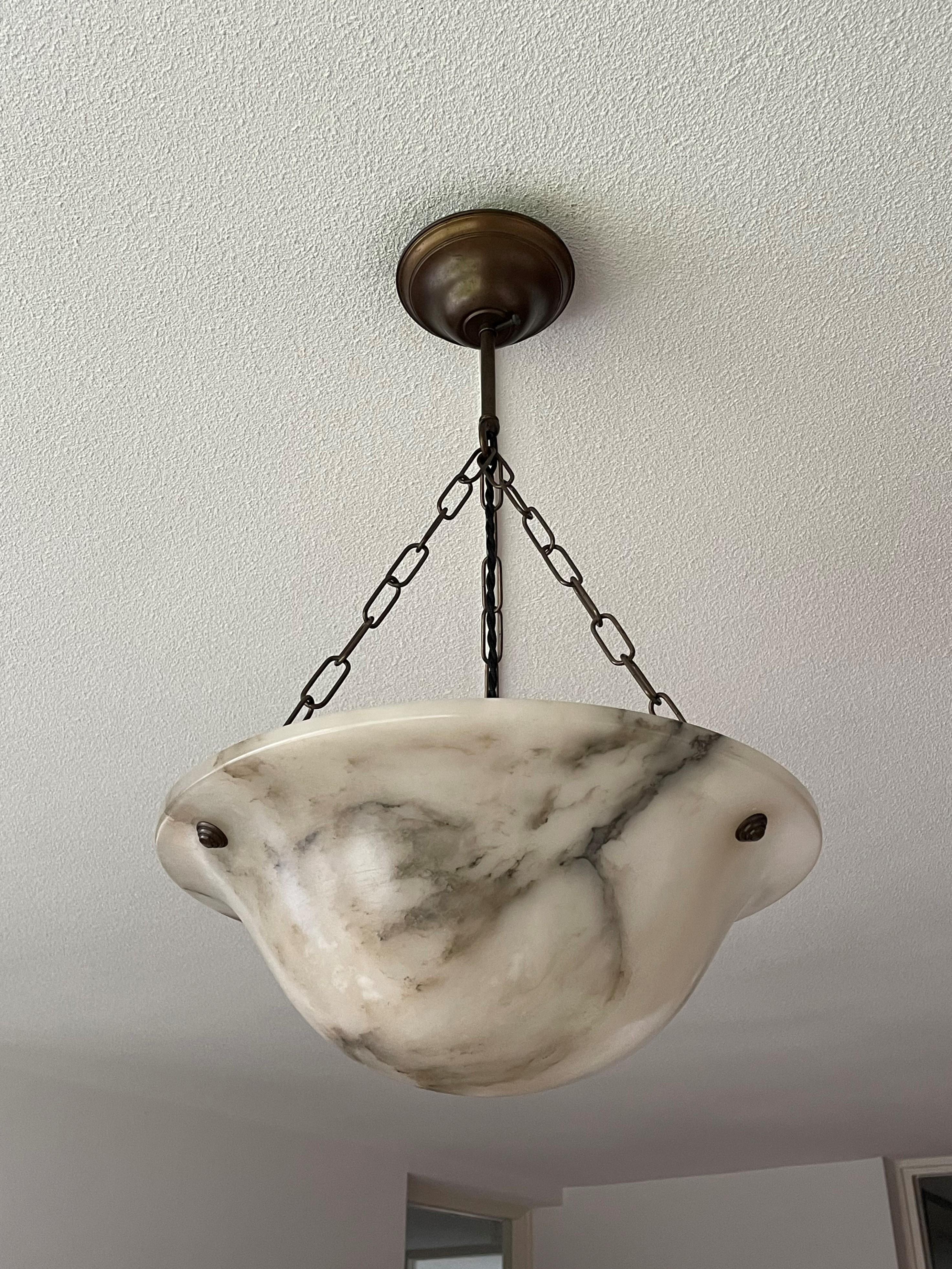 Beautiful Antique Alabaster and Brass French Art Deco Pendant Light / Chandelier 11