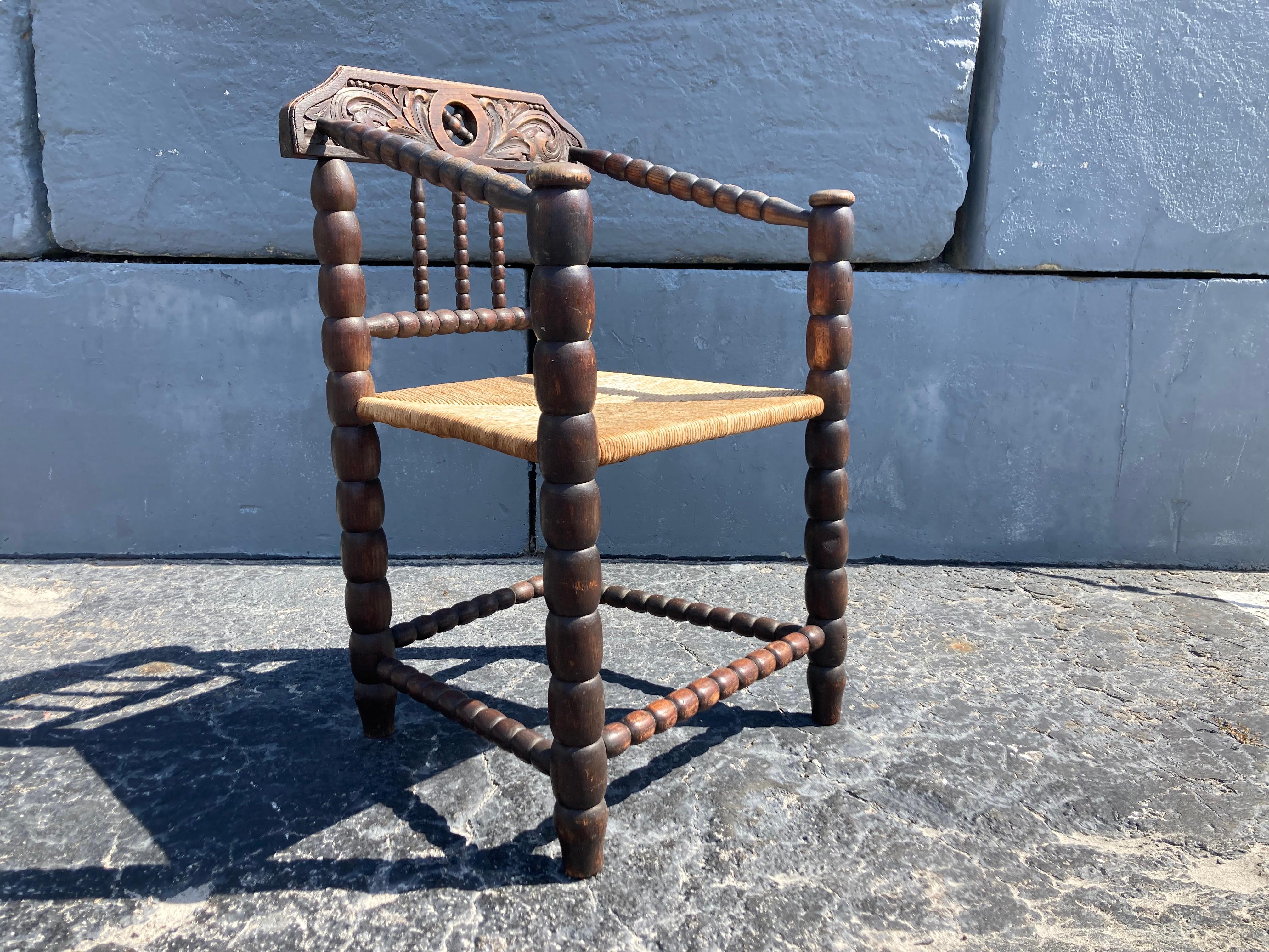 Beautiful Antique Arm Chair, Oak and Rush For Sale 5