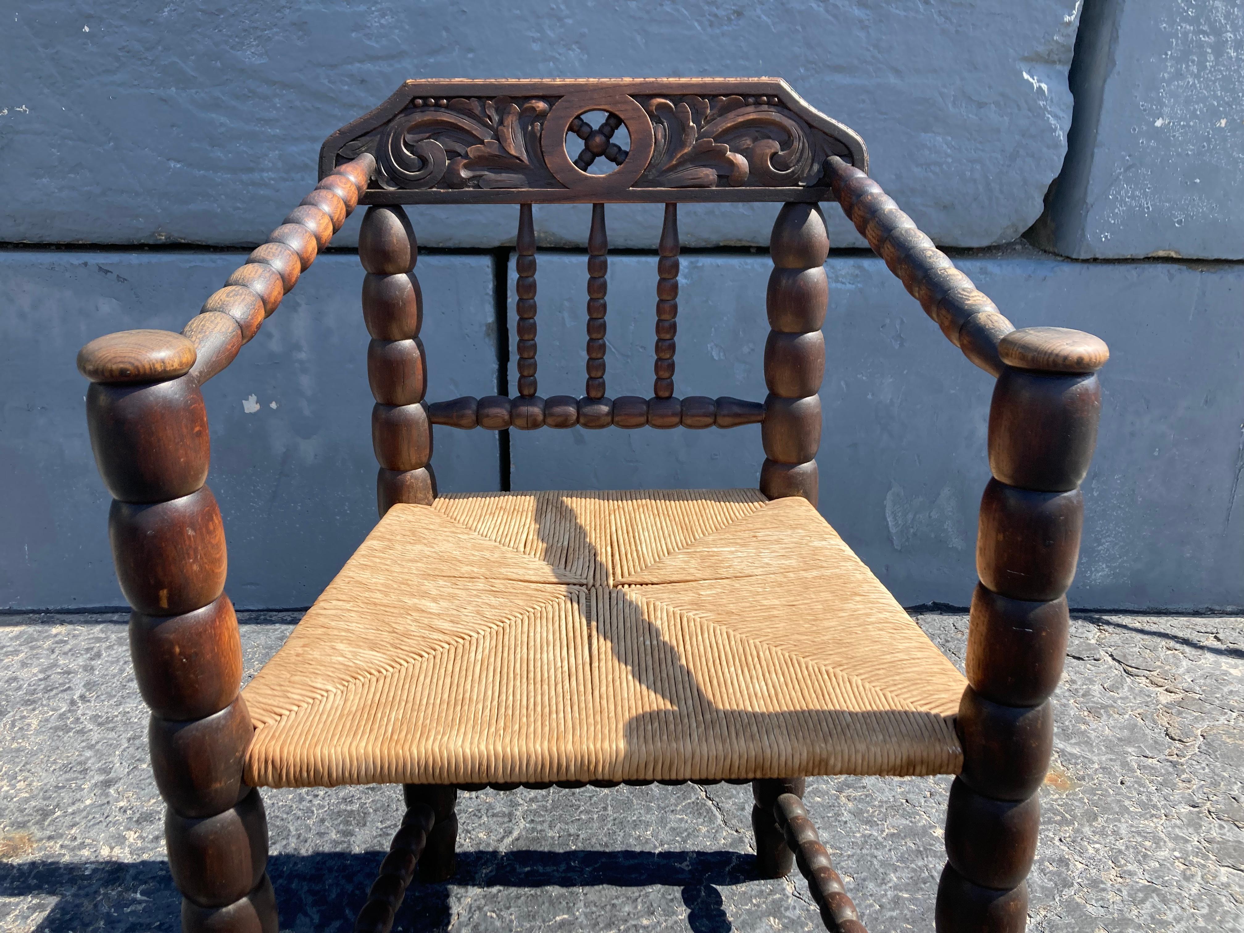 Early 20th Century Beautiful Antique Arm Chair, Oak and Rush For Sale