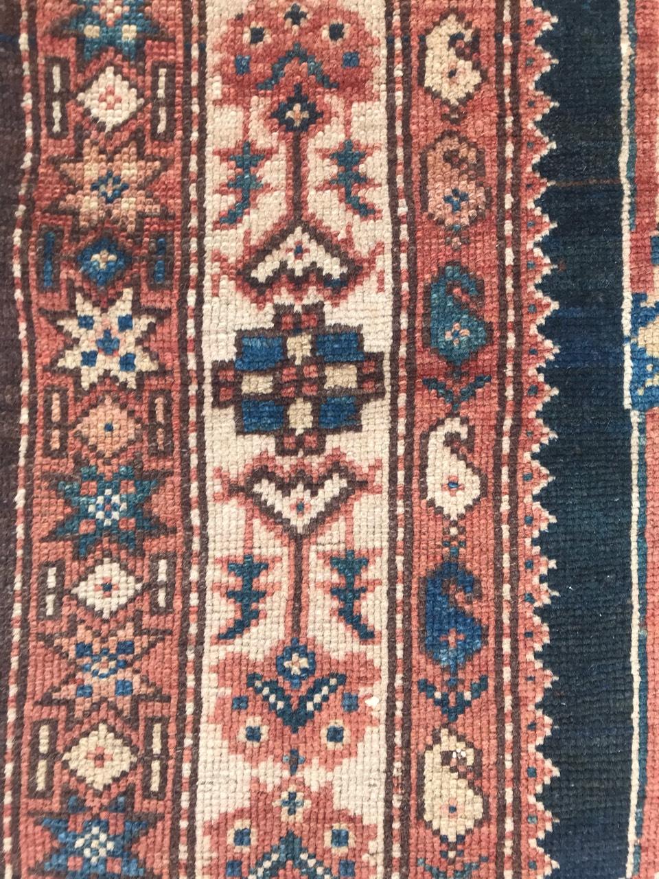 Bobyrug's Beautiful Antique Aubusson Style Mid-Eastern Rug (tapis du Moyen-Orient) en vente 9